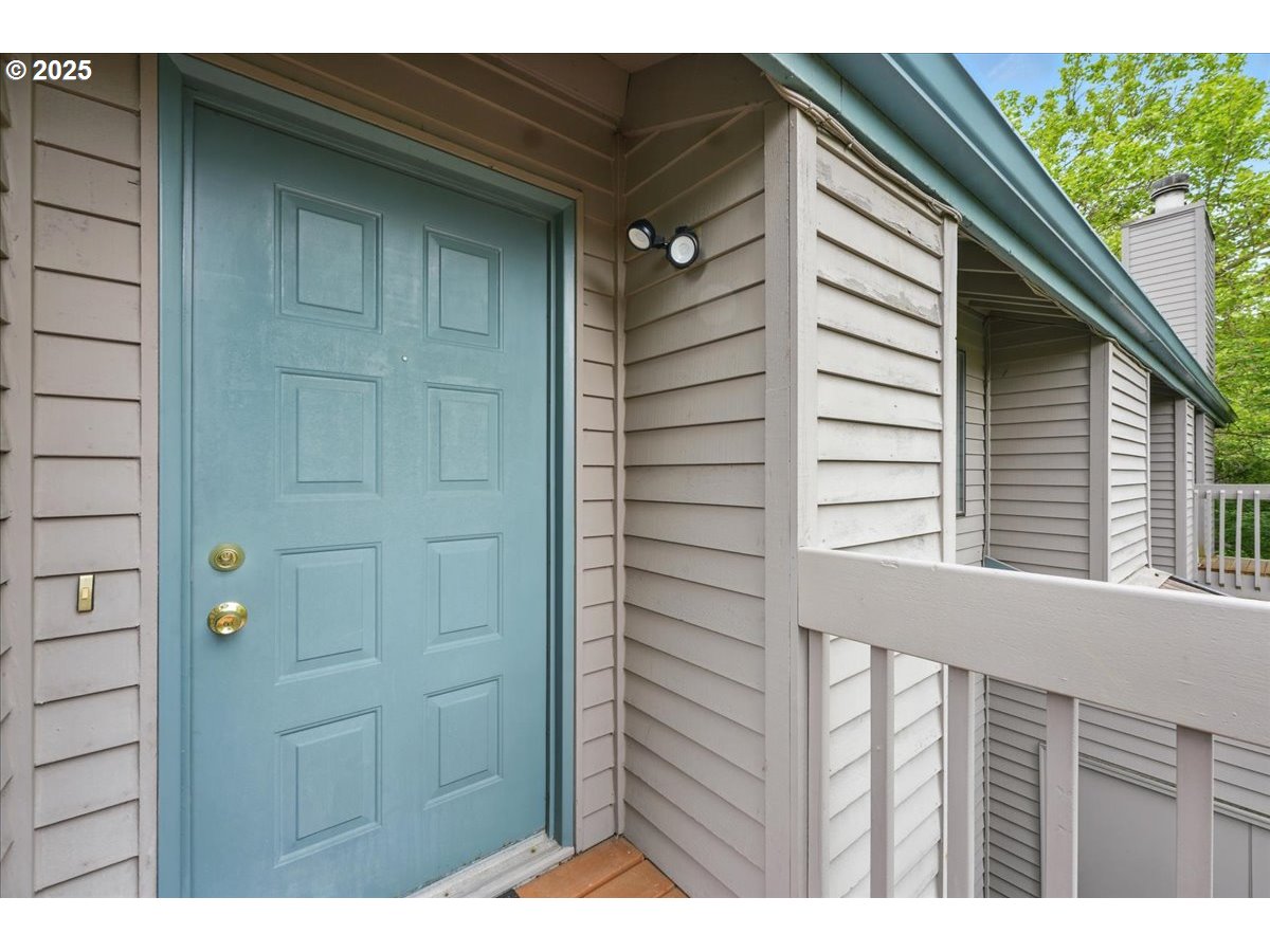Photo #3: 585720102 Listing 