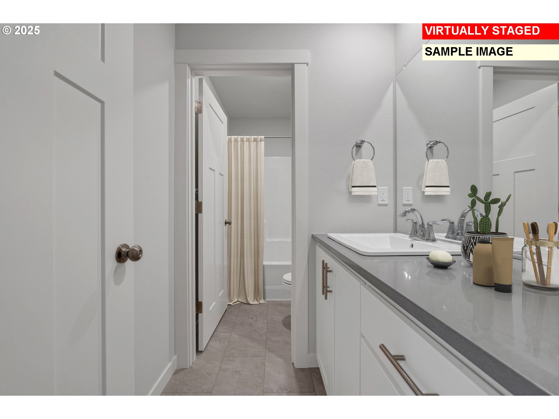 9040 SW VERMILLION DR, Tualatin, OR, 97062