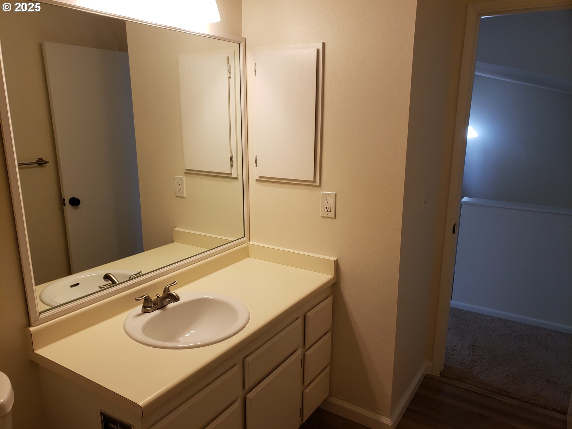 Photo #9: 586219077 Listing: Photo #9