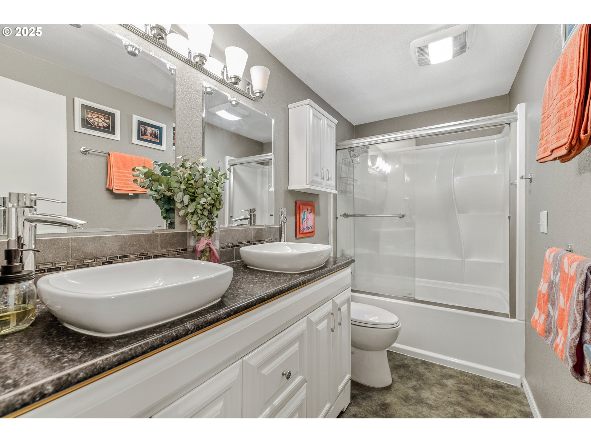 Photo #27: 586787344 Listing: Photo #27