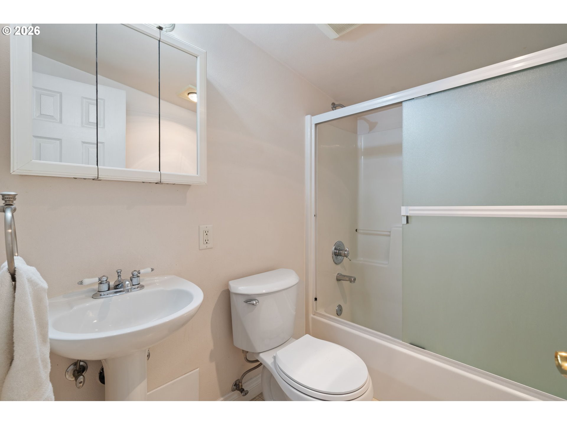 3725 SE TIBBETTS ST, Portland, OR, 97202