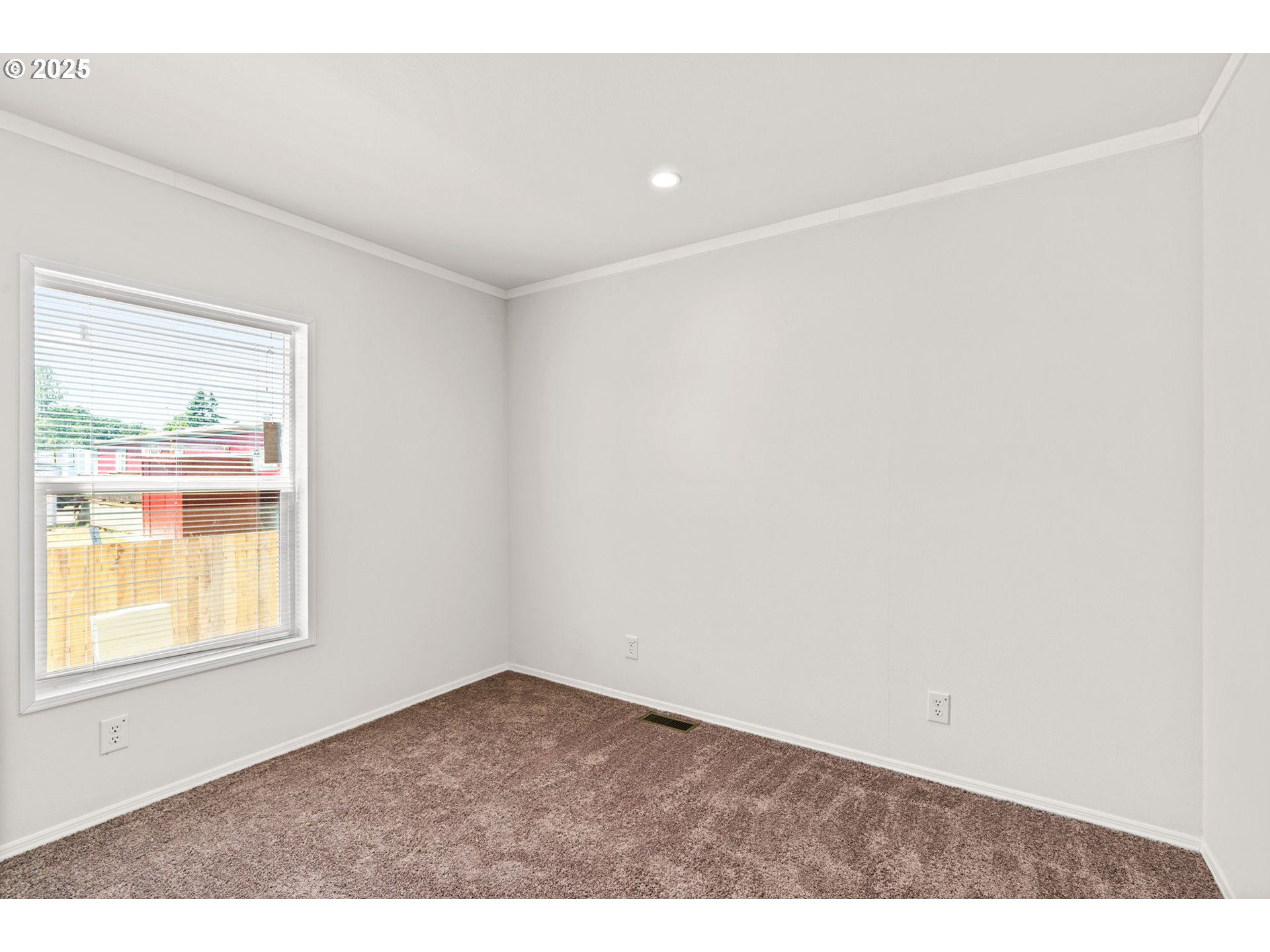 1025 S 6TH ST UNIT 83, Harrisburg, OR, 97446