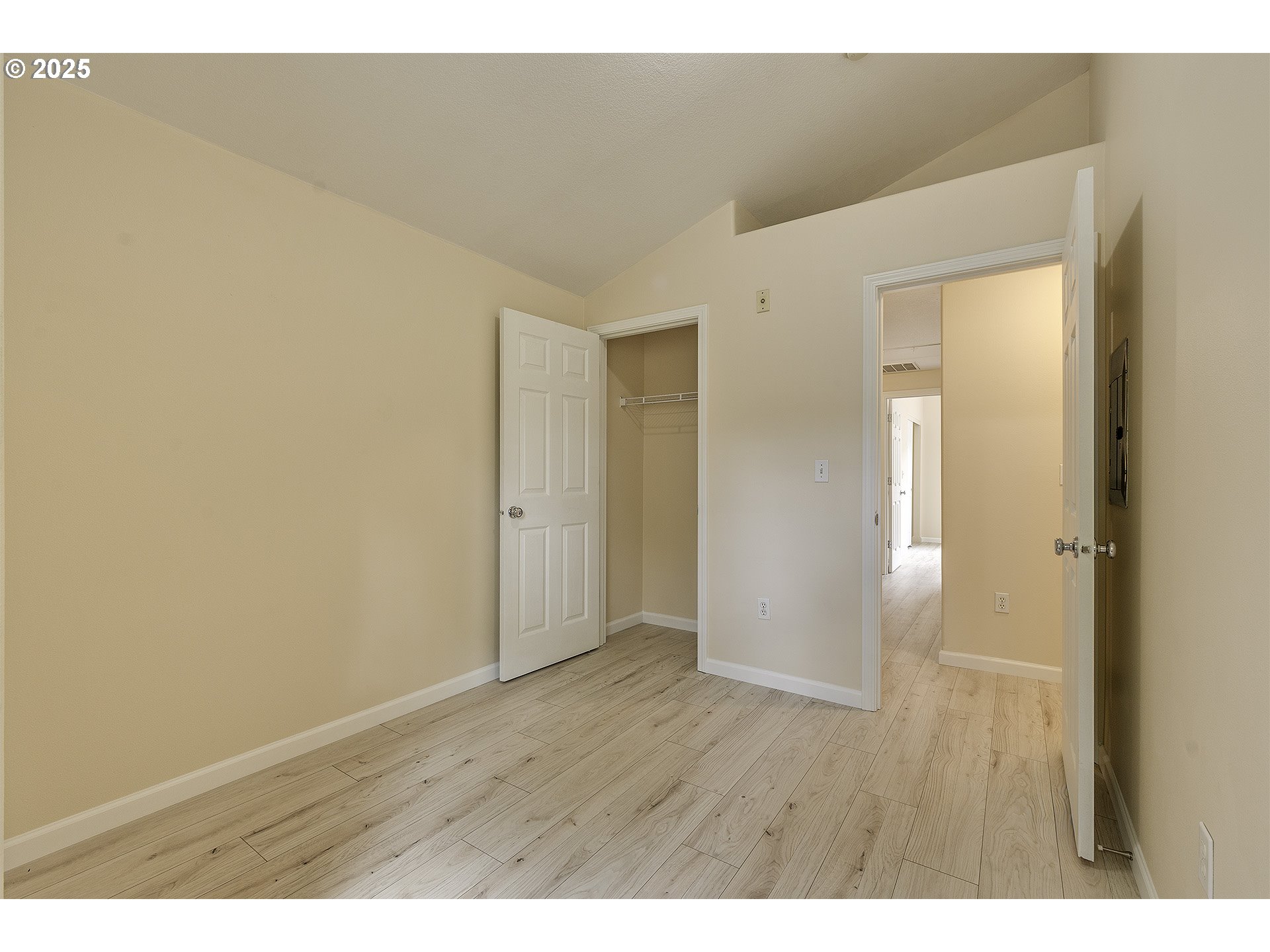 Photo #19: 587533510 Listing: Photo #19