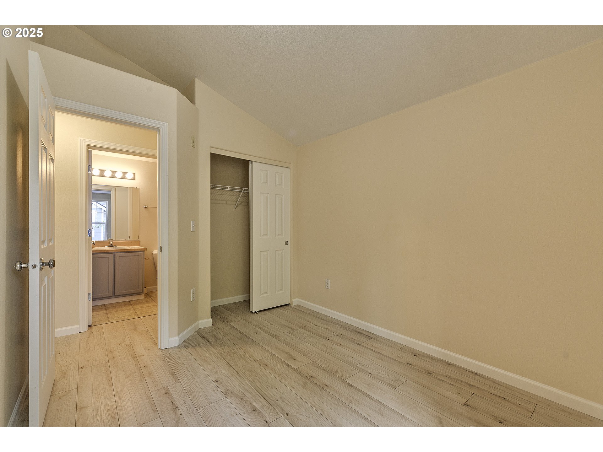 Photo #21: 587533510 Listing: Photo #21
