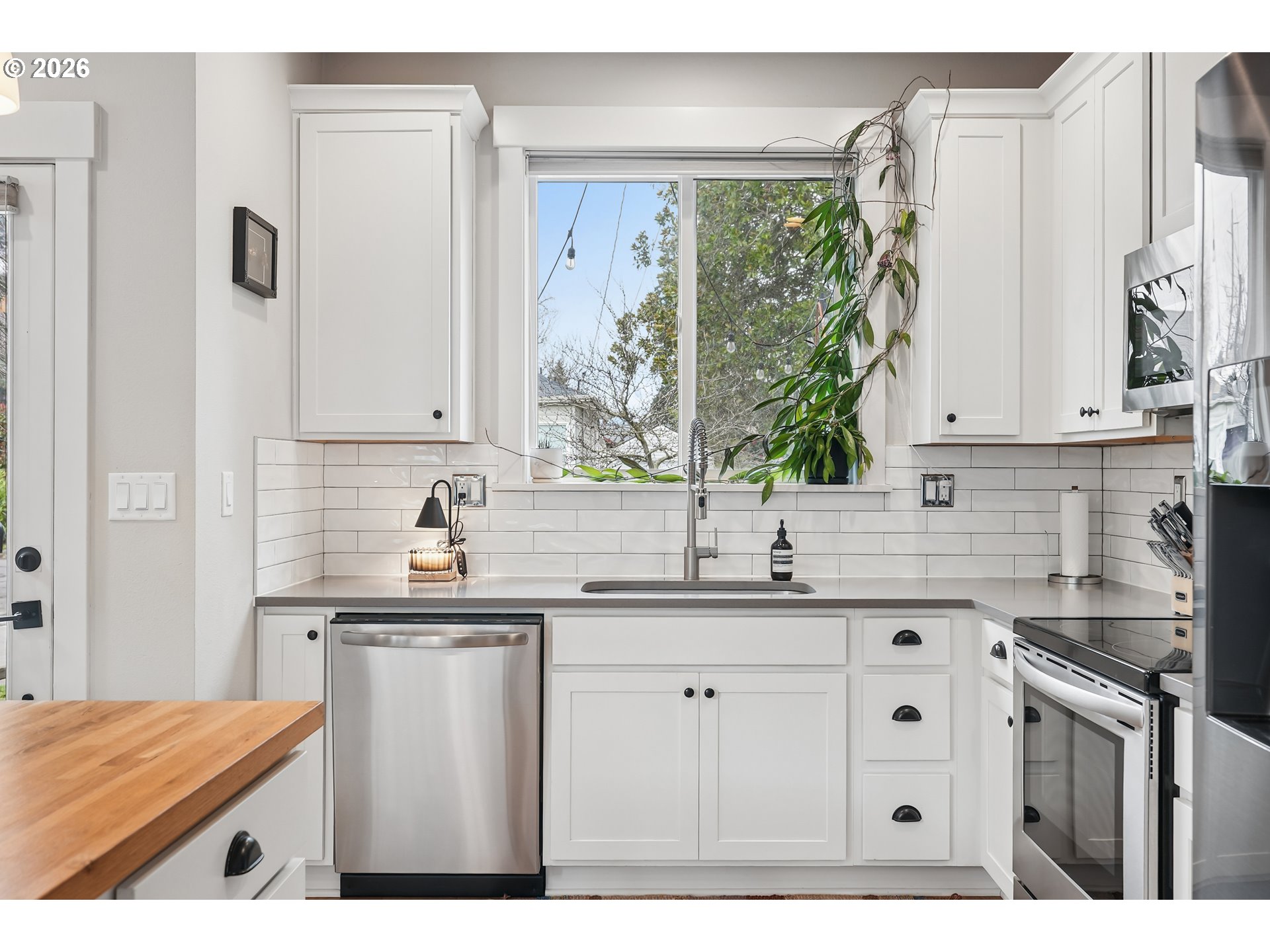 Photo #17: 588621829 Listing: Photo #17