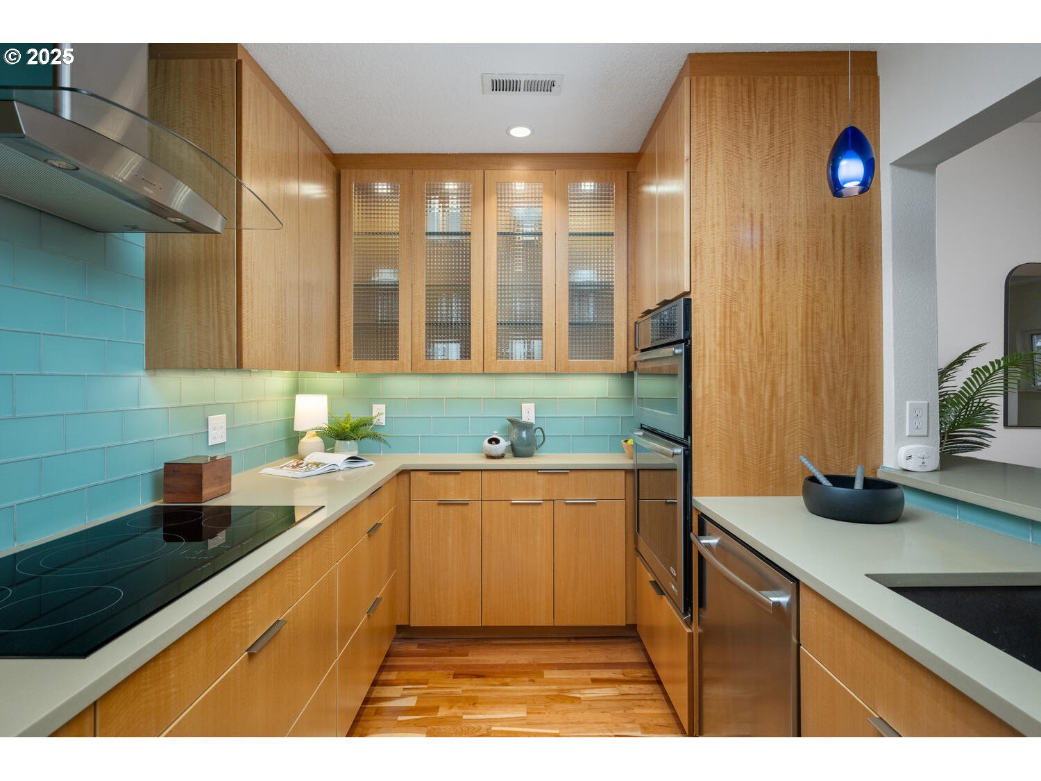 2327 NW NORTHRUP ST UNIT 12, Portland, OR, 97210