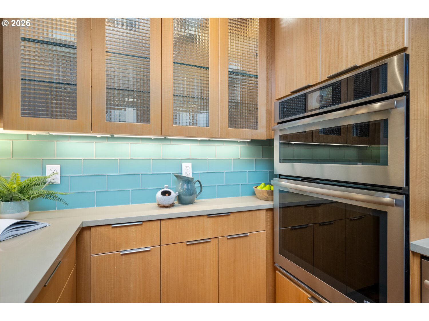 2327 NW NORTHRUP ST UNIT 12, Portland, OR, 97210