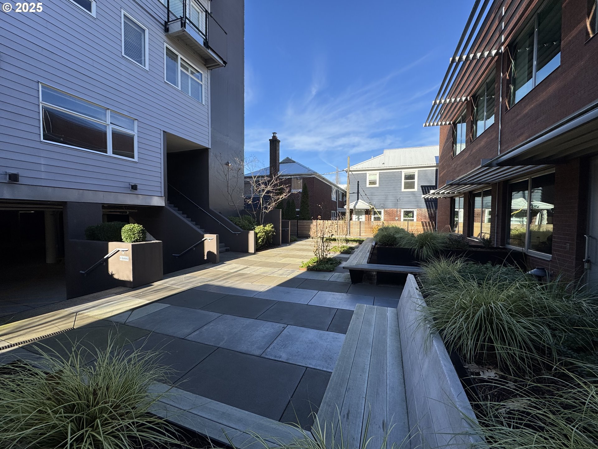 2327 NW NORTHRUP ST UNIT 12, Portland, OR, 97210