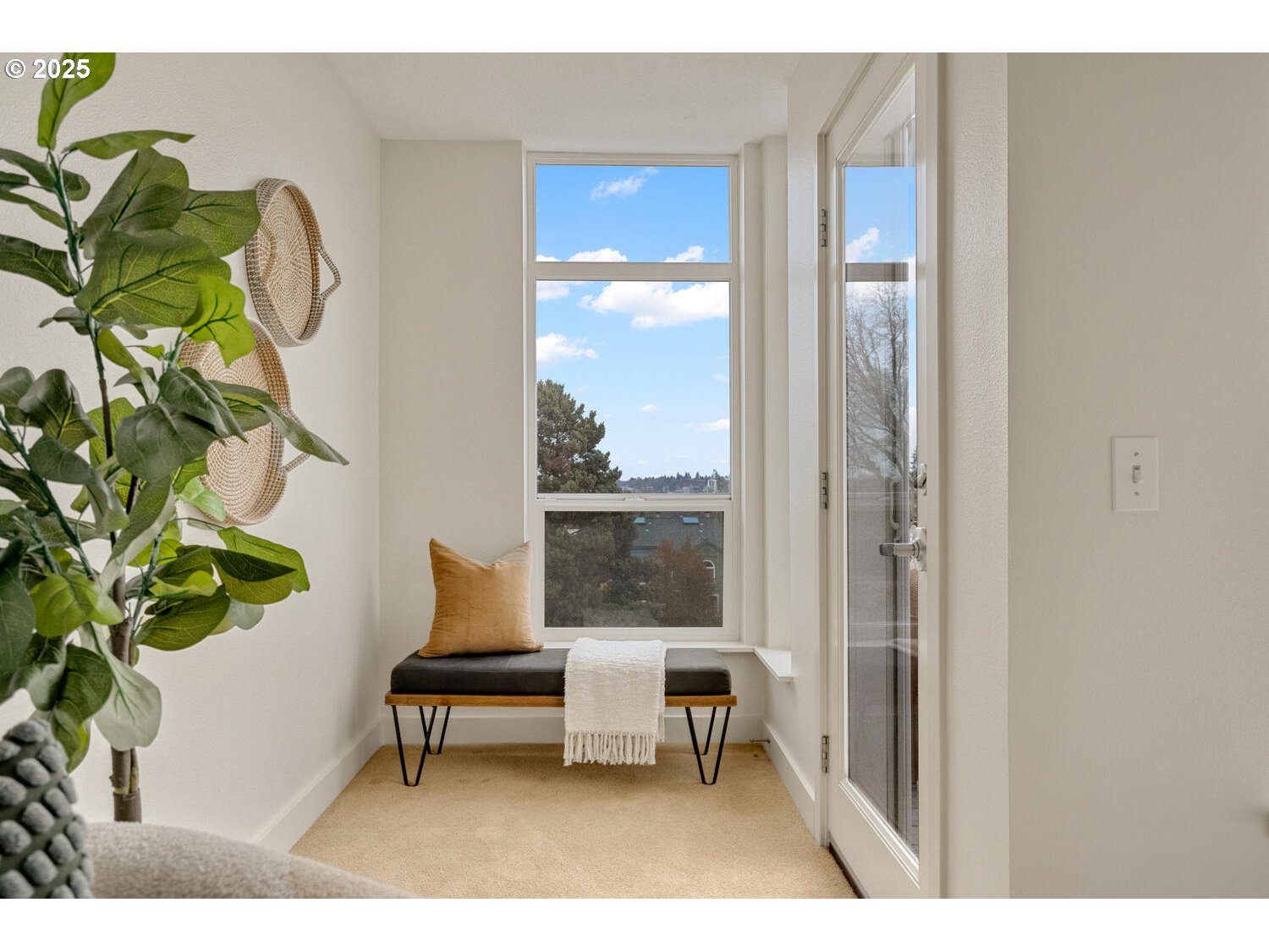 2327 NW NORTHRUP ST UNIT 12, Portland, OR, 97210