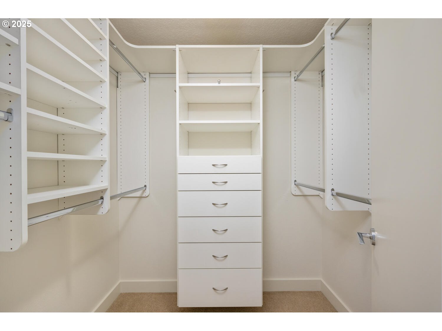 2327 NW NORTHRUP ST UNIT 12, Portland, OR, 97210