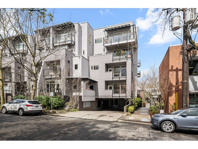 2327 NW NORTHRUP ST UNIT 12, Portland, OR, 97210
