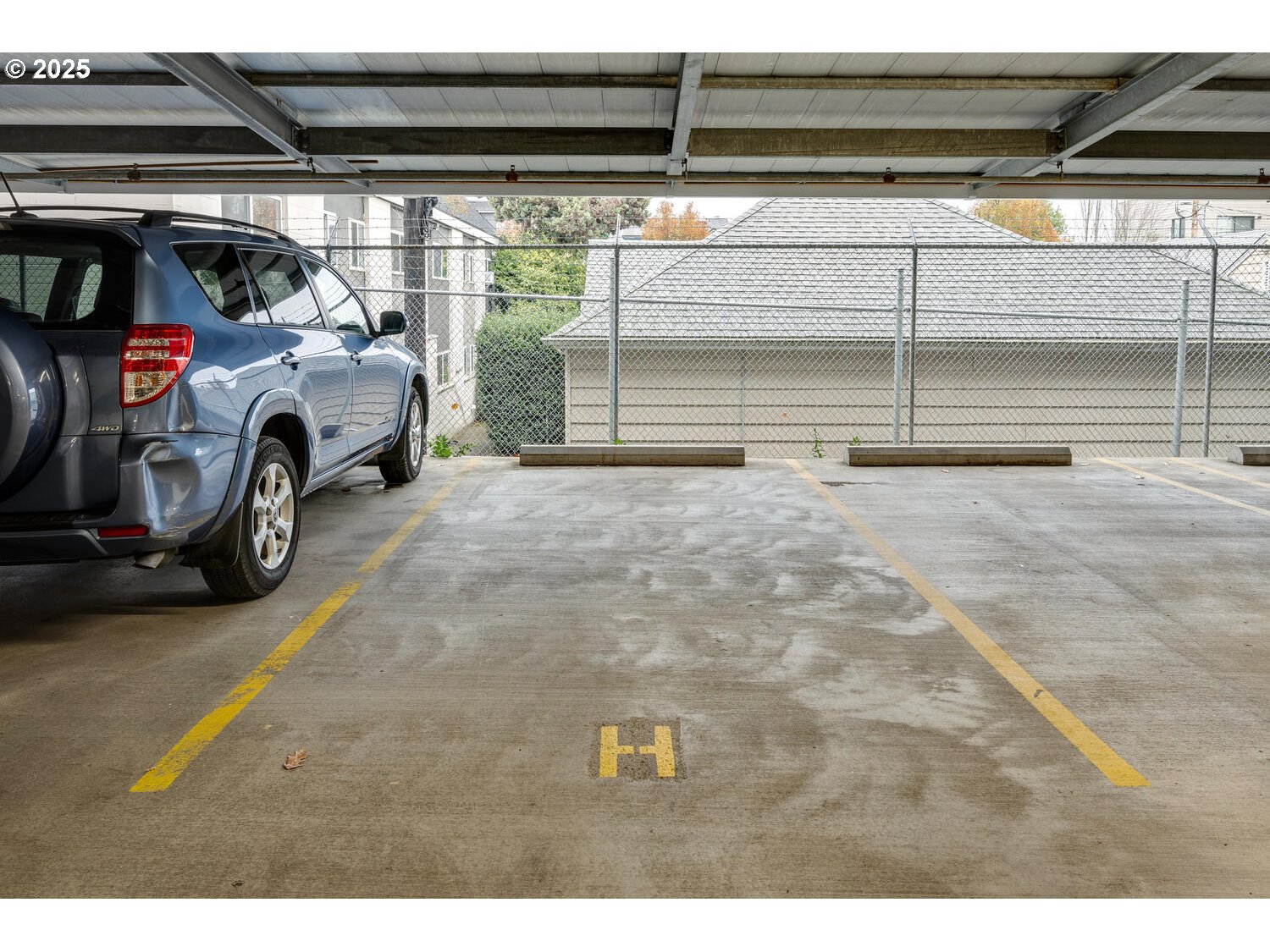 2327 NW NORTHRUP ST UNIT 12, Portland, OR, 97210