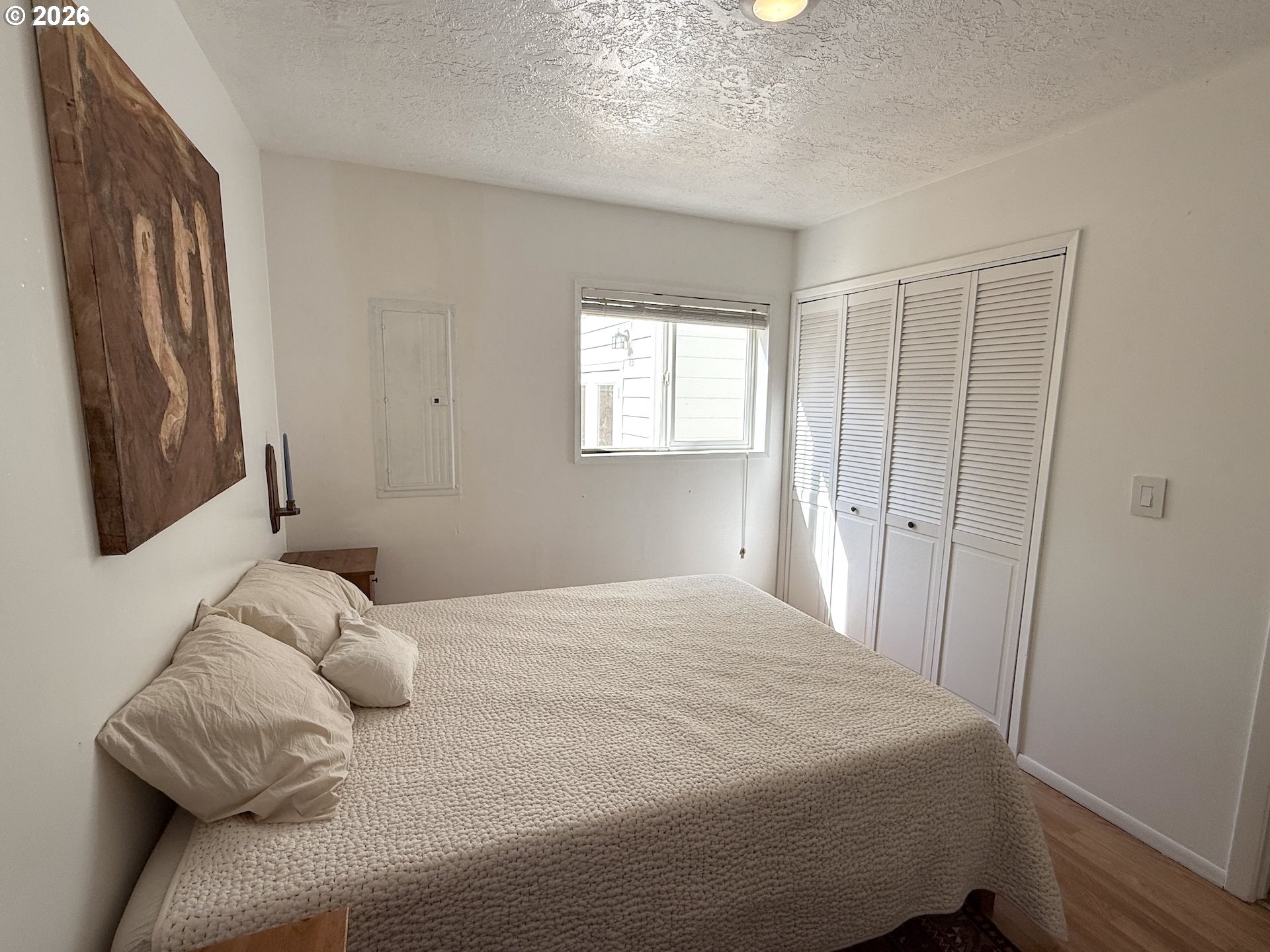Property photo 16 of 42