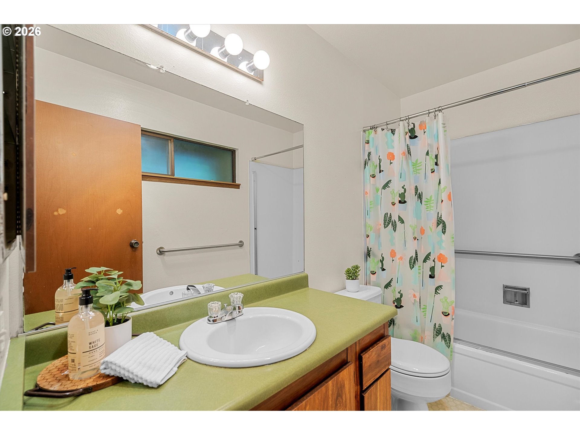 Photo #15: 589575159 Listing: Photo #15