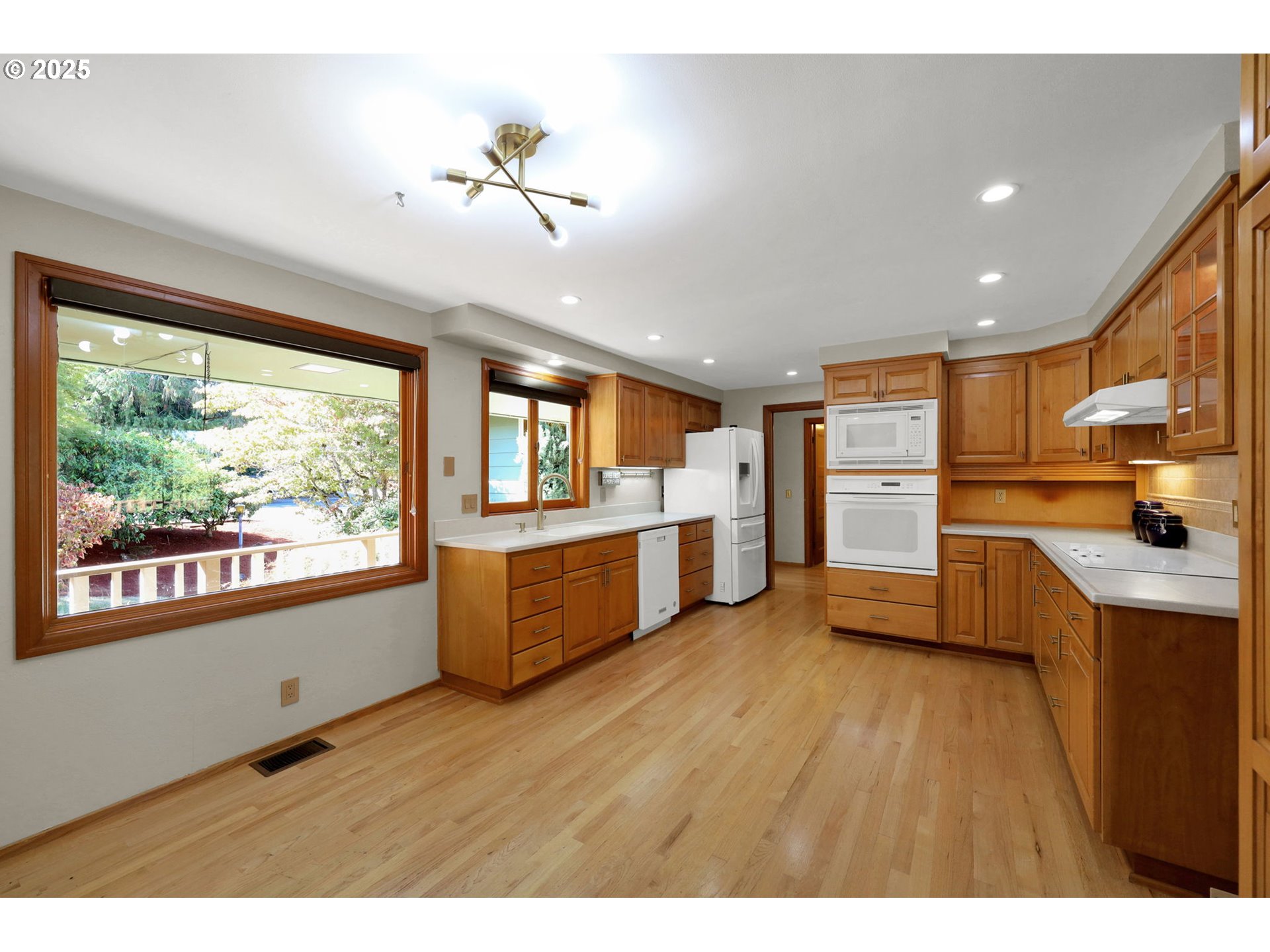 2085 TRILLIUM ST, Eugene, OR, 97405