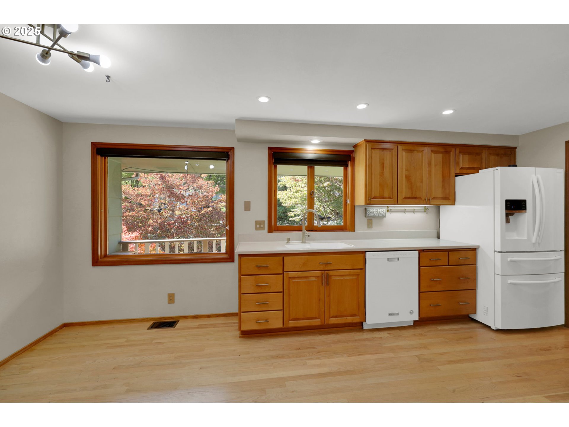 2085 TRILLIUM ST, Eugene, OR, 97405