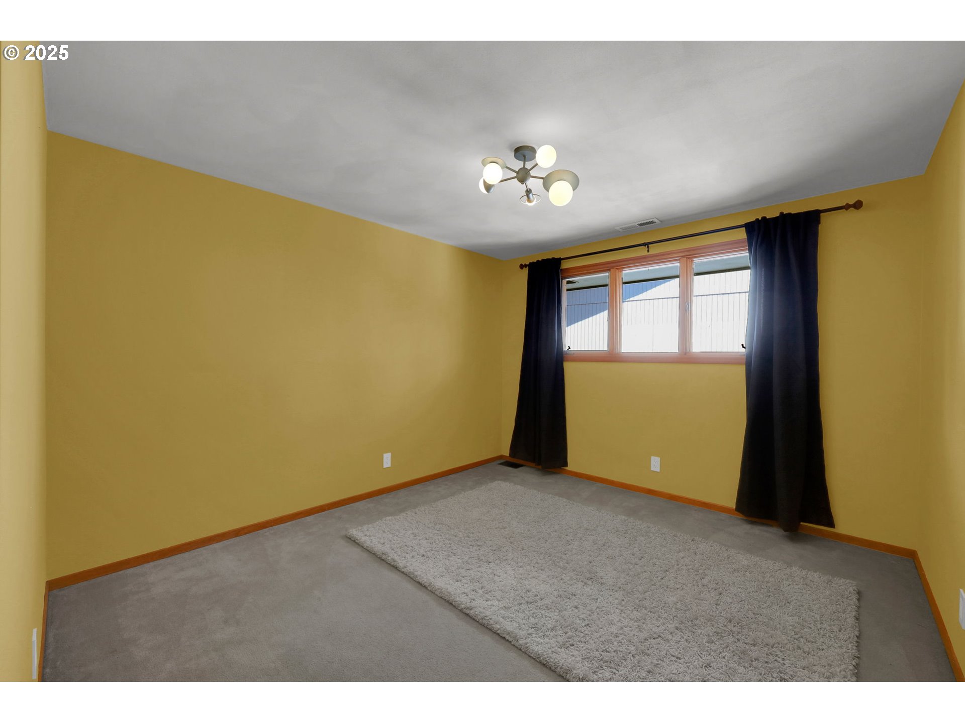 2085 TRILLIUM ST, Eugene, OR, 97405