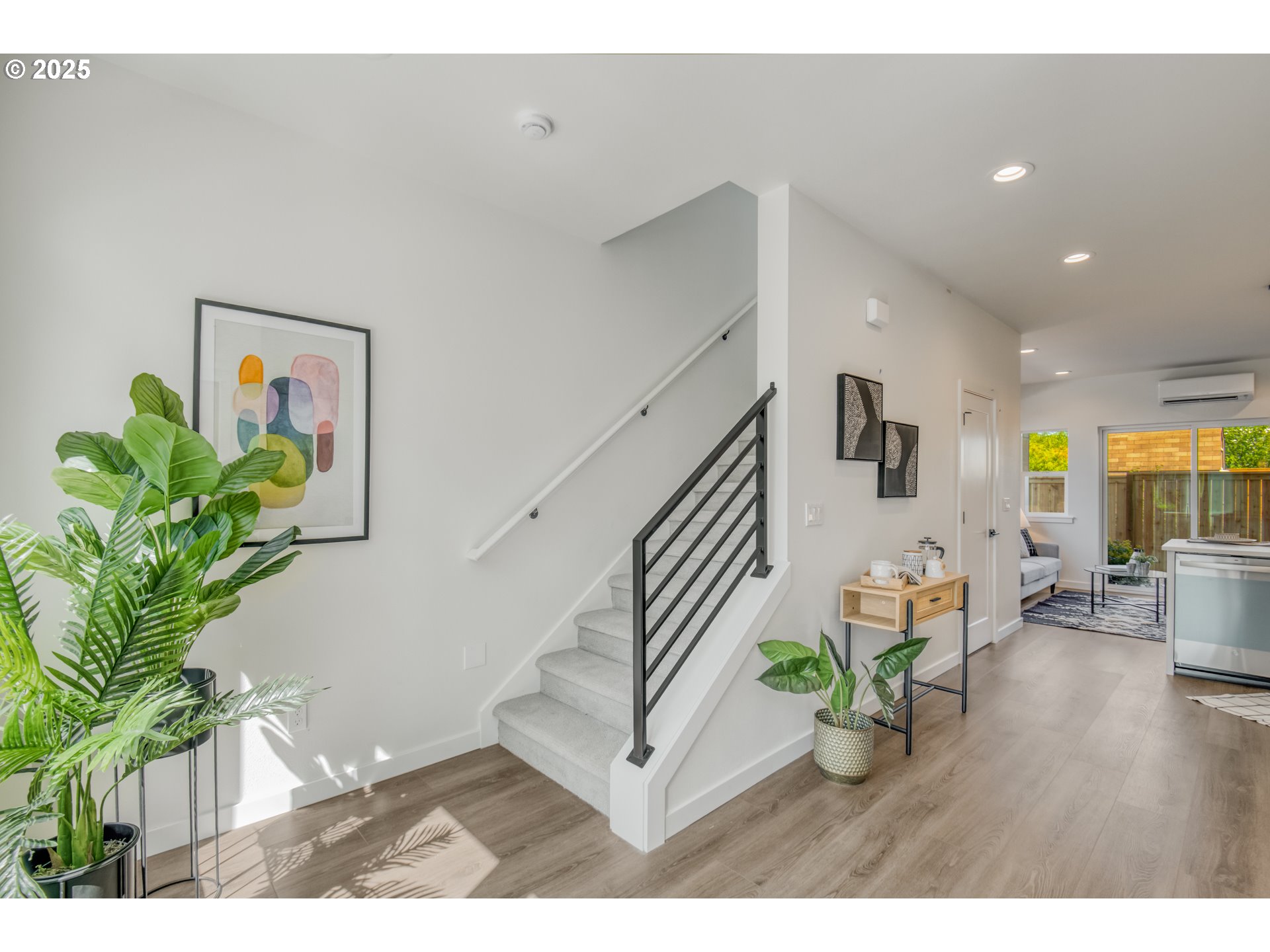 6808 NE 6th AVE, Portland, OR, 97211