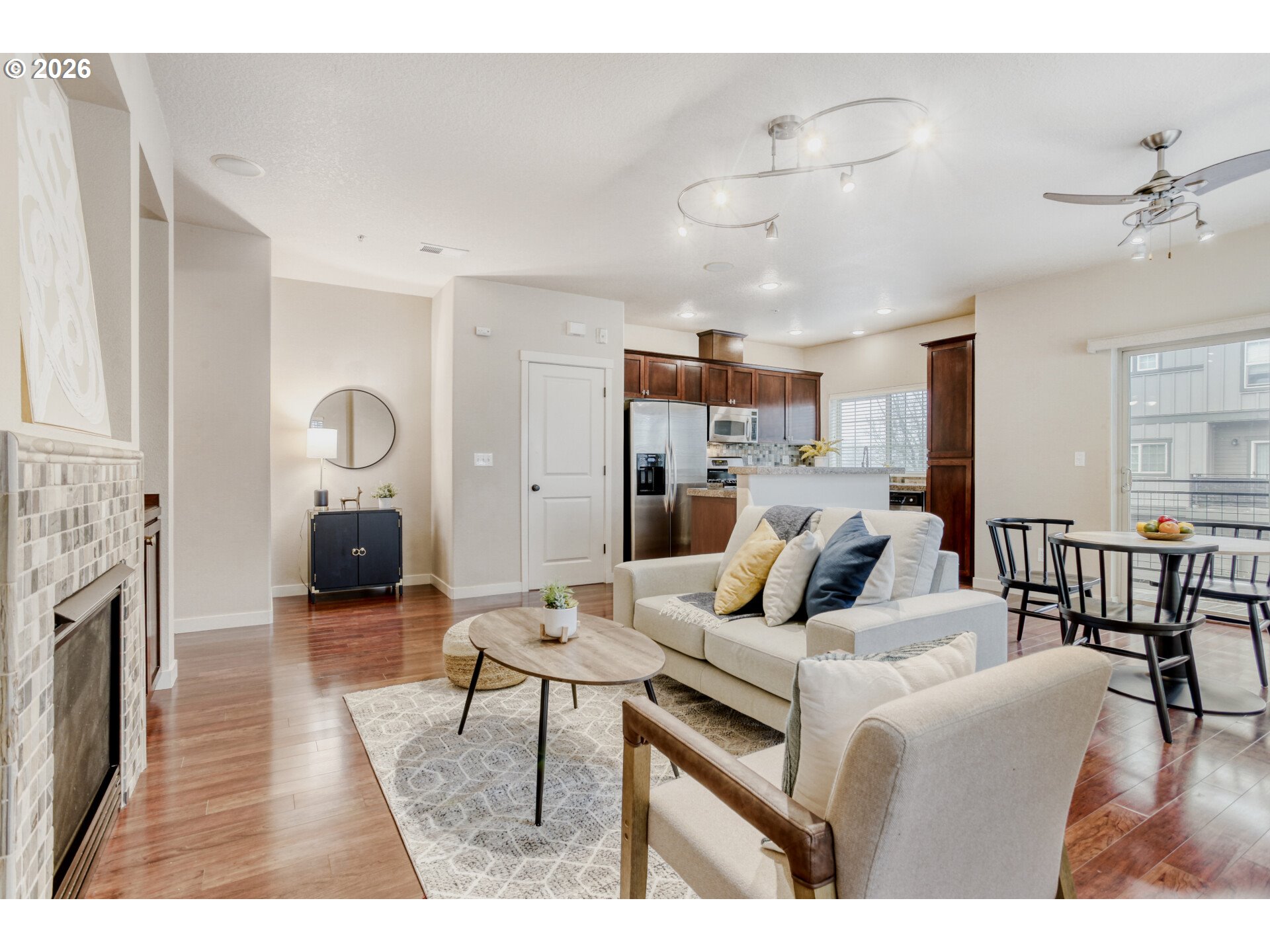 Photo #11: 590842117 Listing: Photo #11