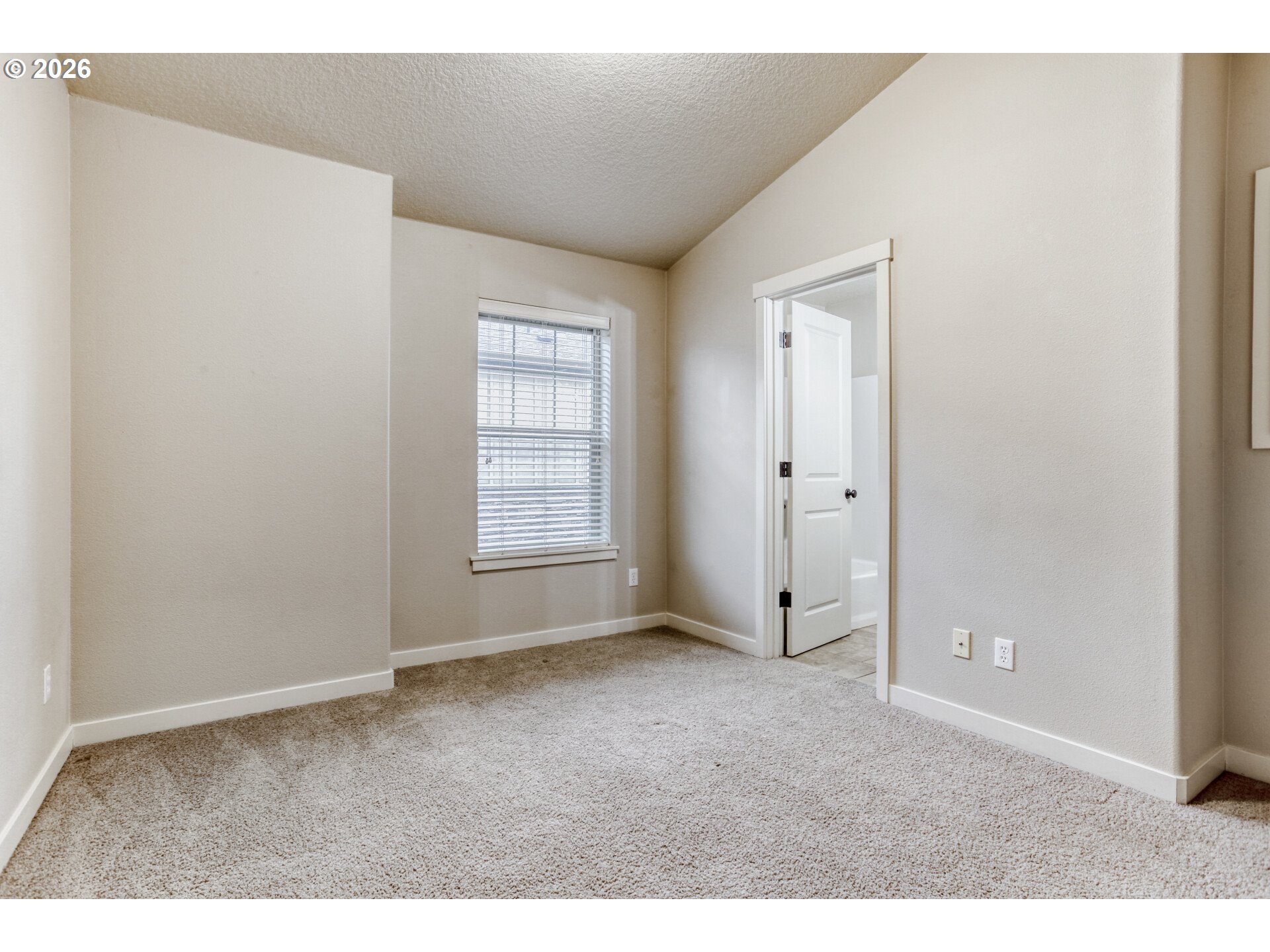 Photo #28: 590842117 Listing: Photo #28