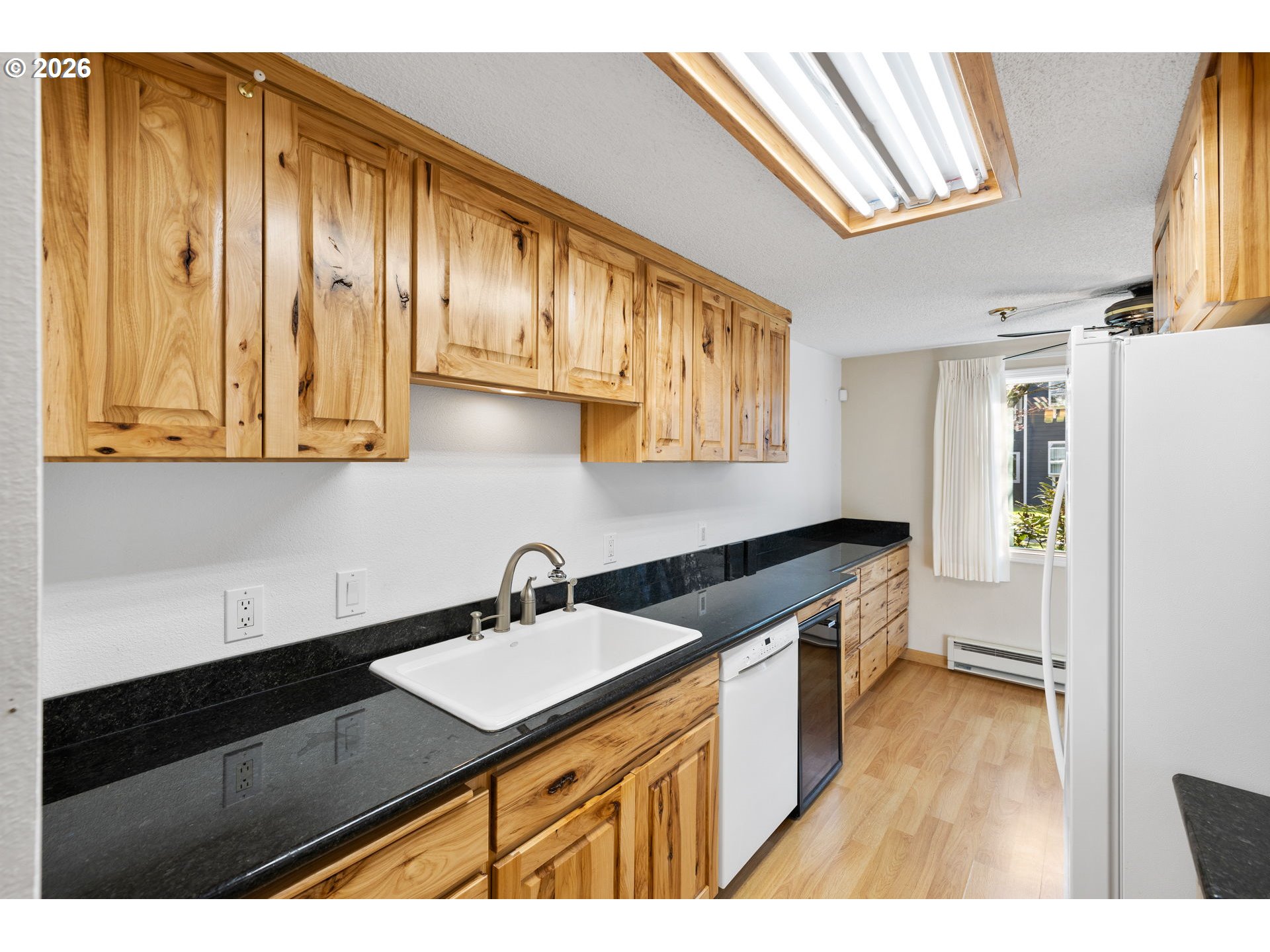 Photo #7: 591369238 Listing: Photo #7