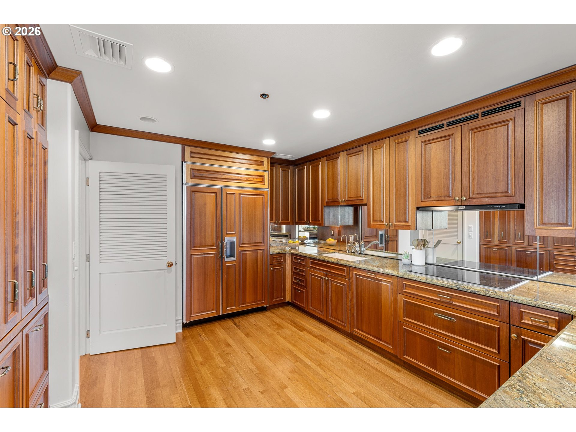 Photo #12: 591624309 Listing: Photo #12