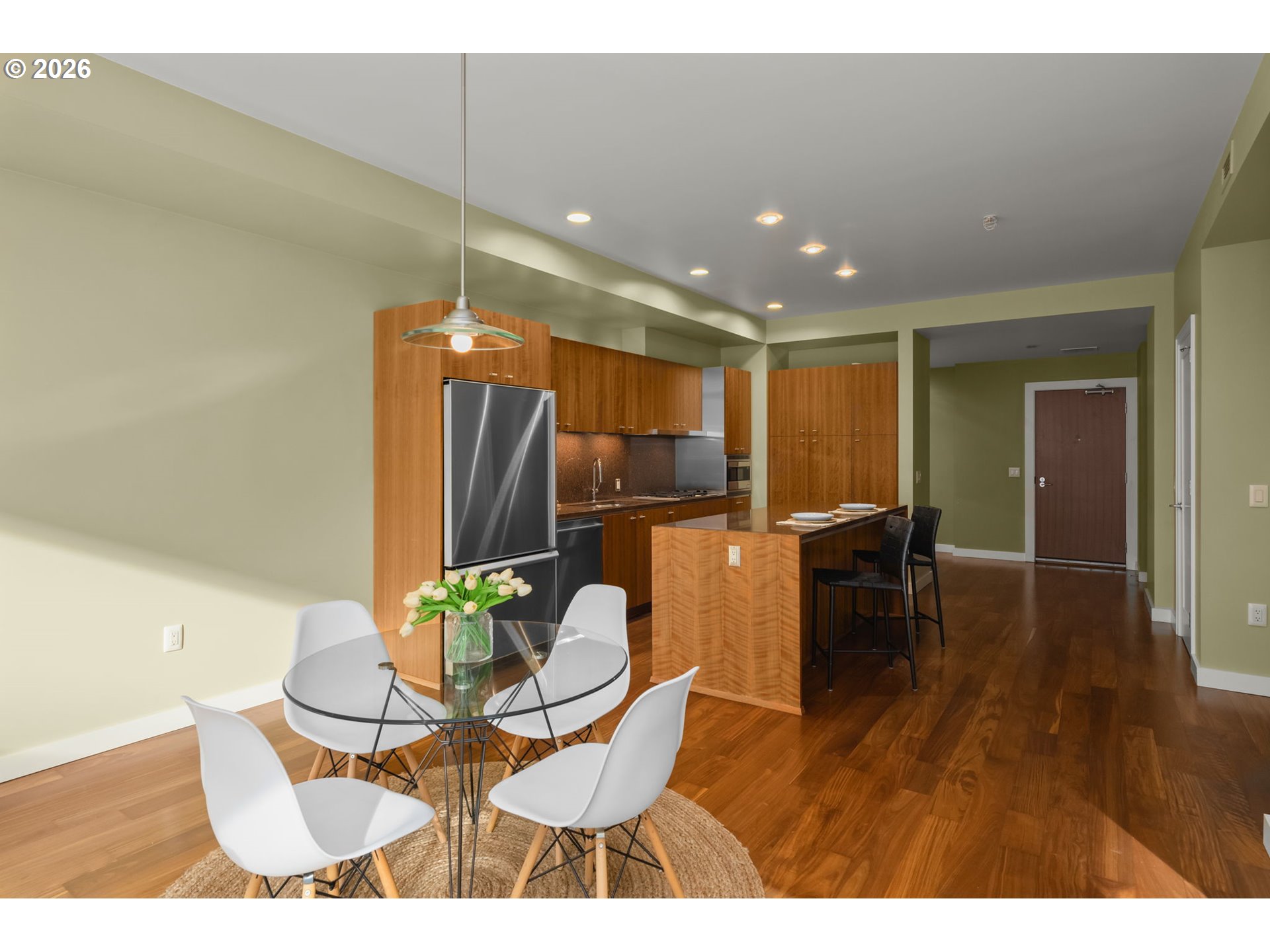 Photo #4: 591761387 Listing: Photo #4