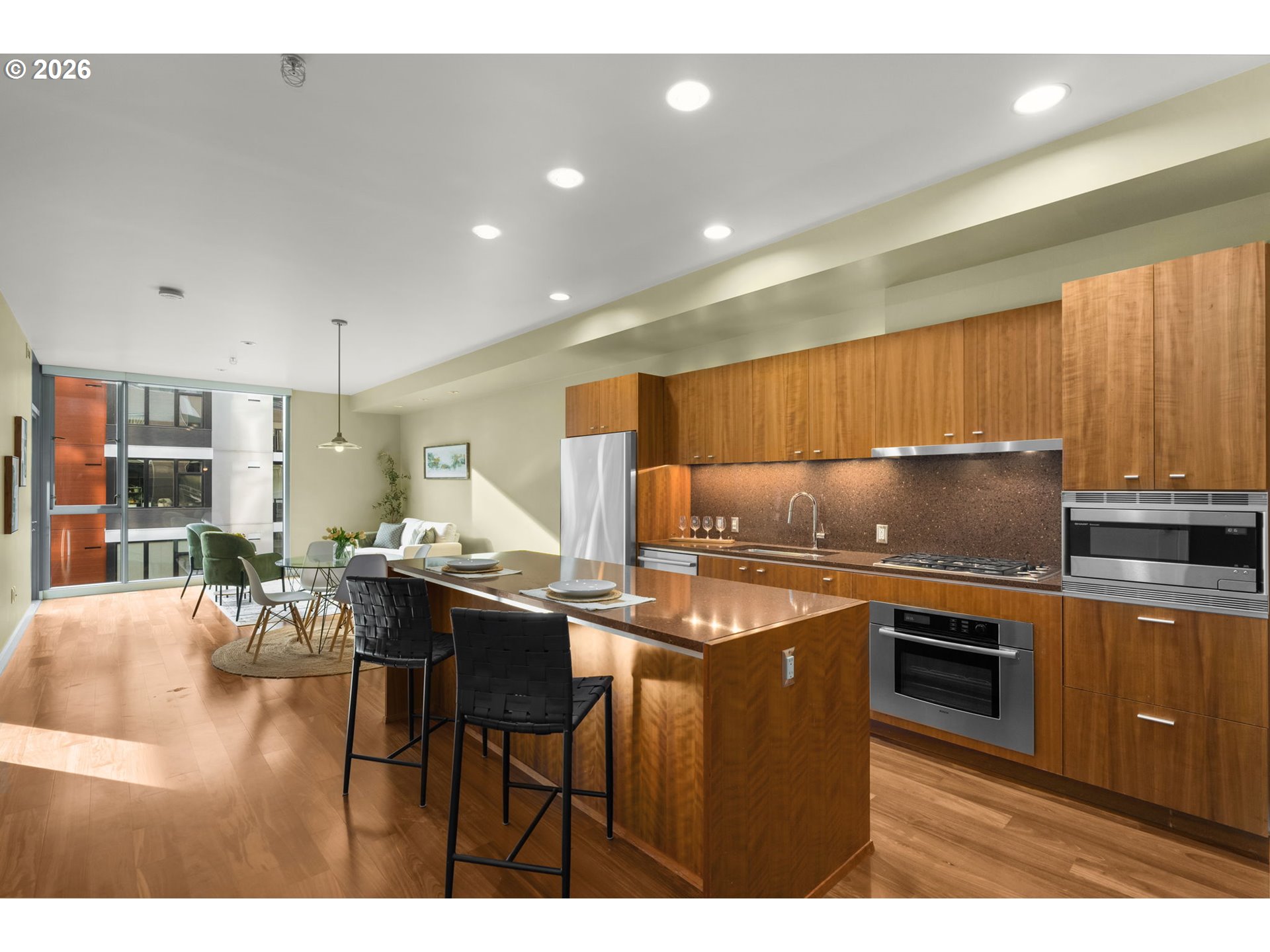 Photo #1: 591761387 Listing: Photo #1