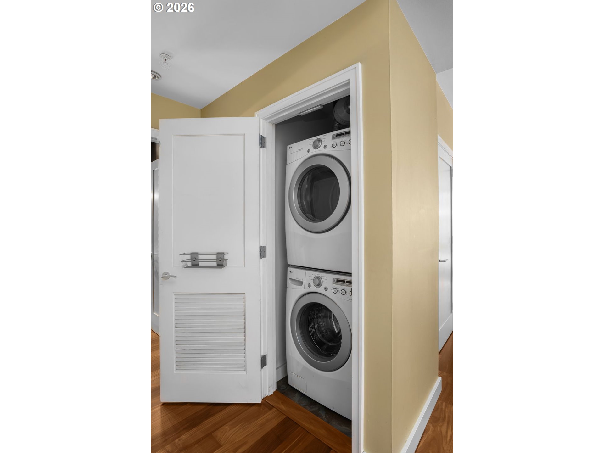 Photo #9: 591761387 Listing: Photo #9