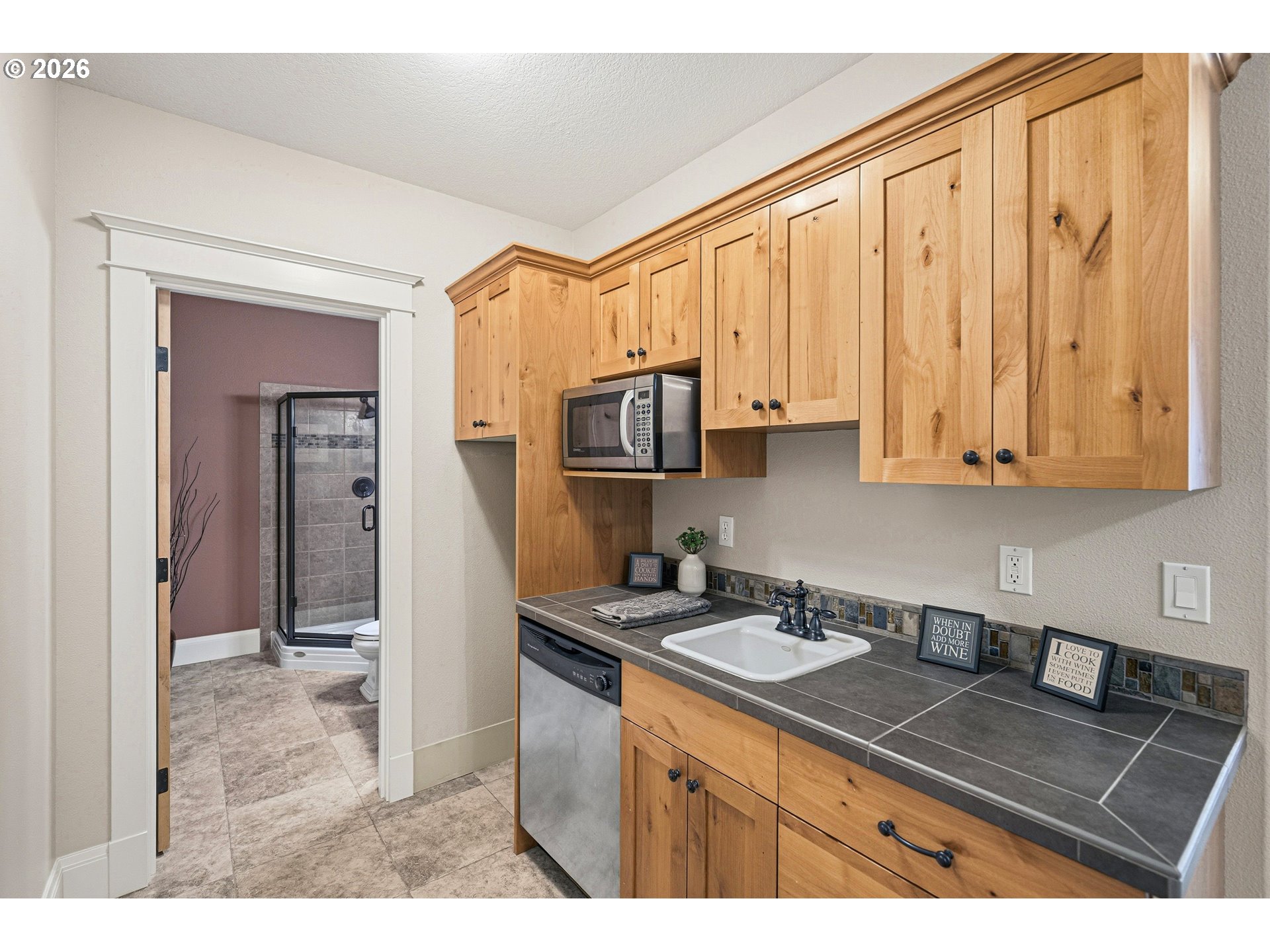 25150 SE BOHNA PARK RD, Damascus, OR, 97089