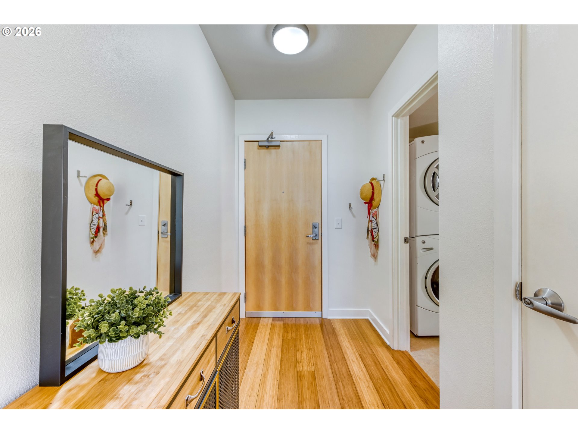 Photo #3: 591933738 Listing: Photo #3