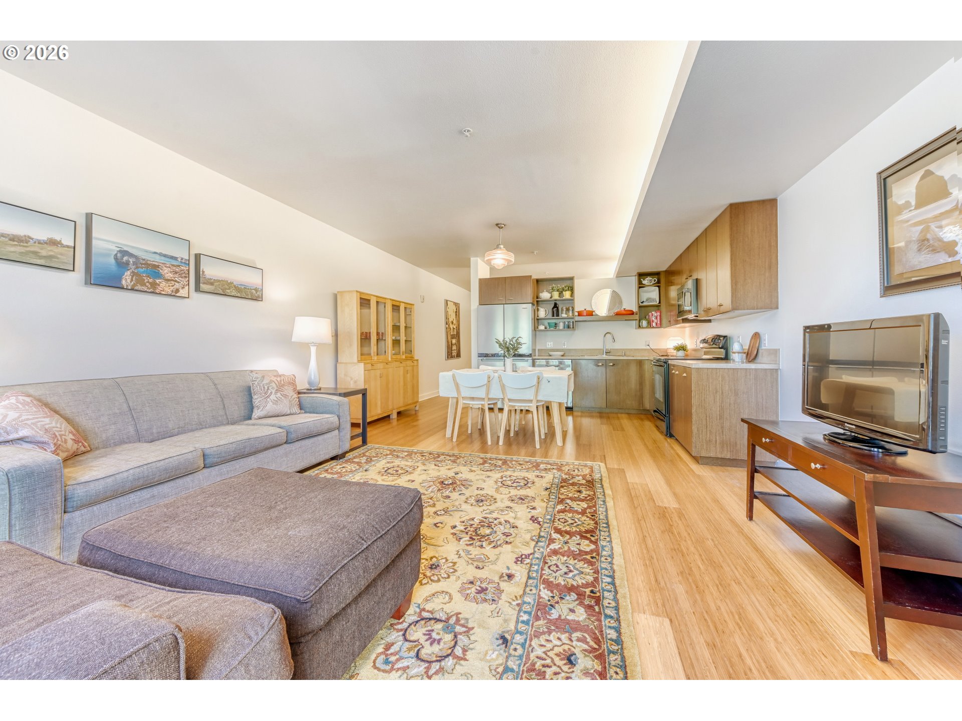 Photo #7: 591933738 Listing: Photo #7