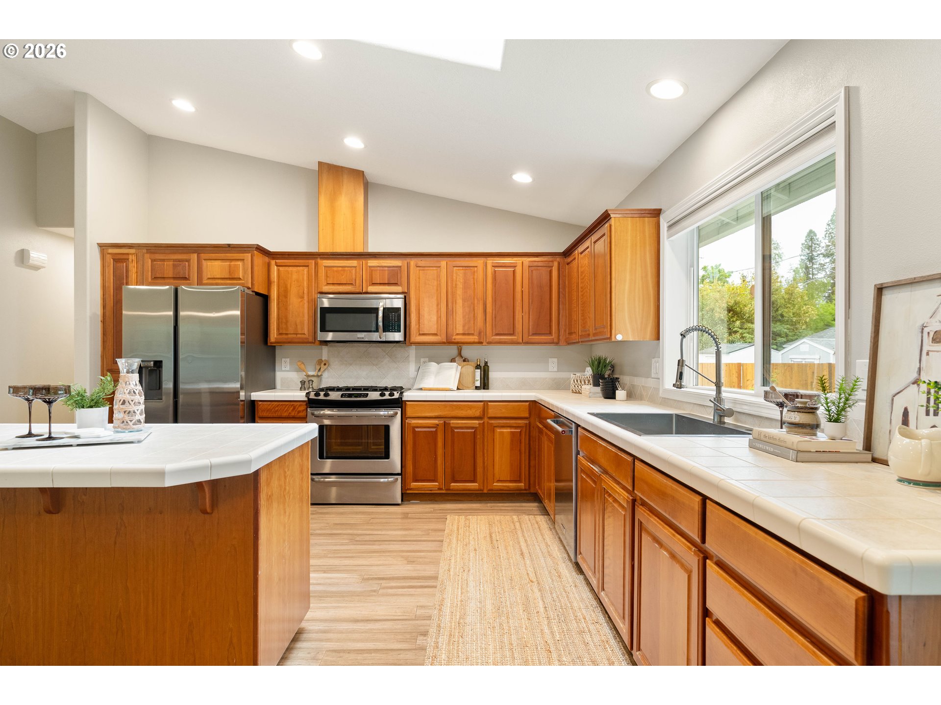 6590 SW LOMBARD AVE, Beaverton, OR, 97008
