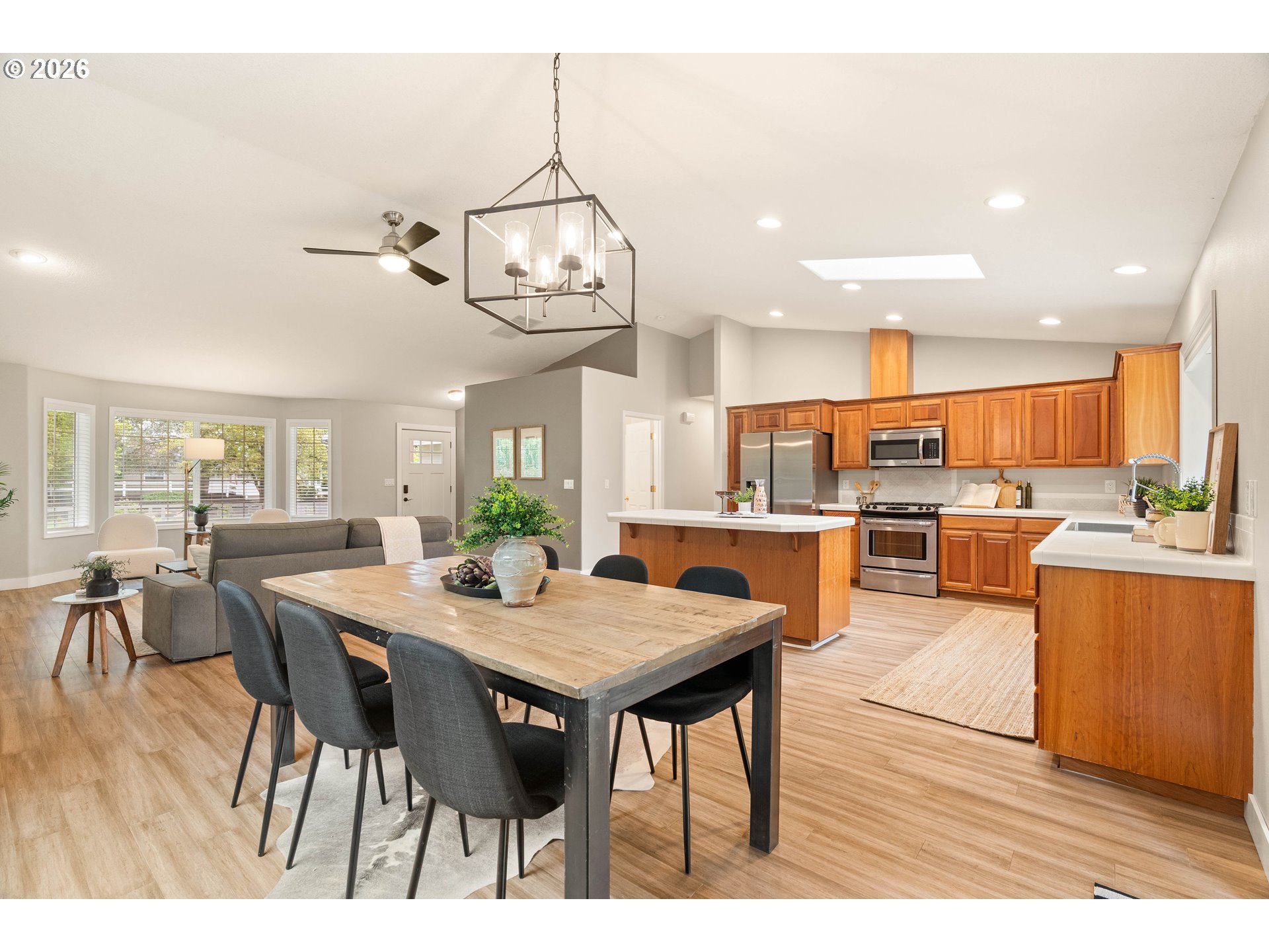 6590 SW LOMBARD AVE, Beaverton, OR, 97008