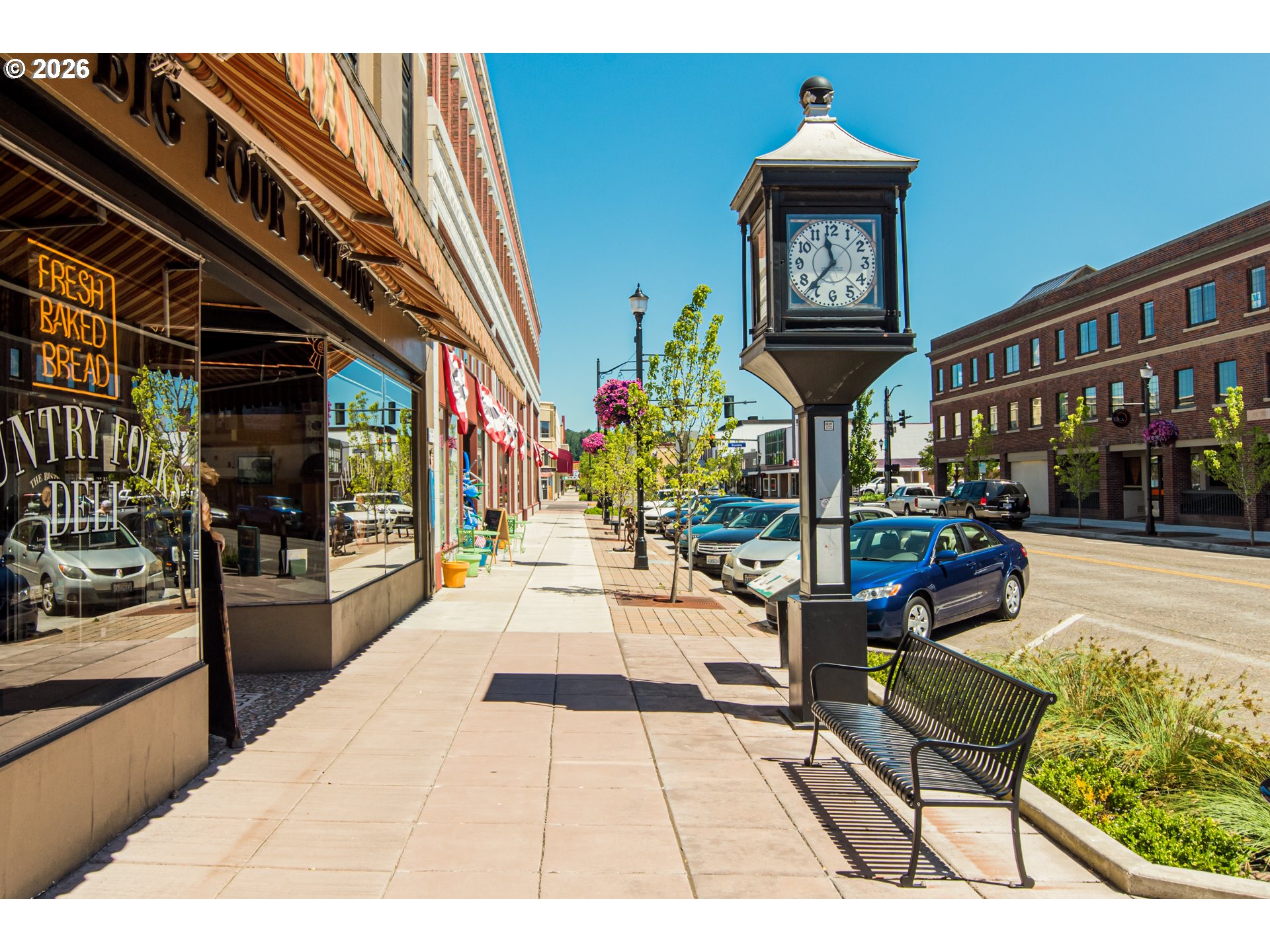 2020 Henderson WAY, Longview, WA, 98632