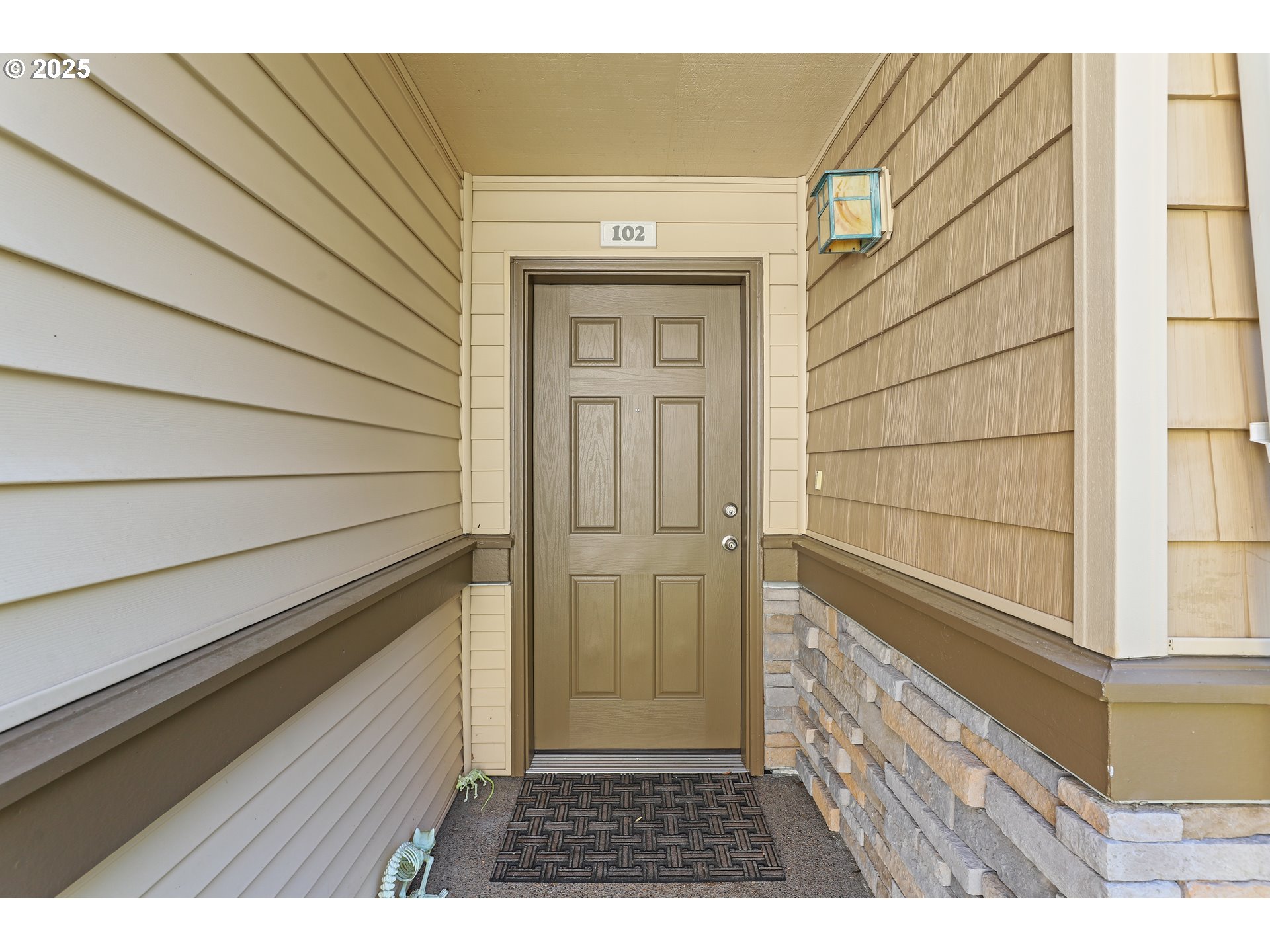 14600 SW MAGPIE LN UNIT 102, Beaverton, OR, 97007