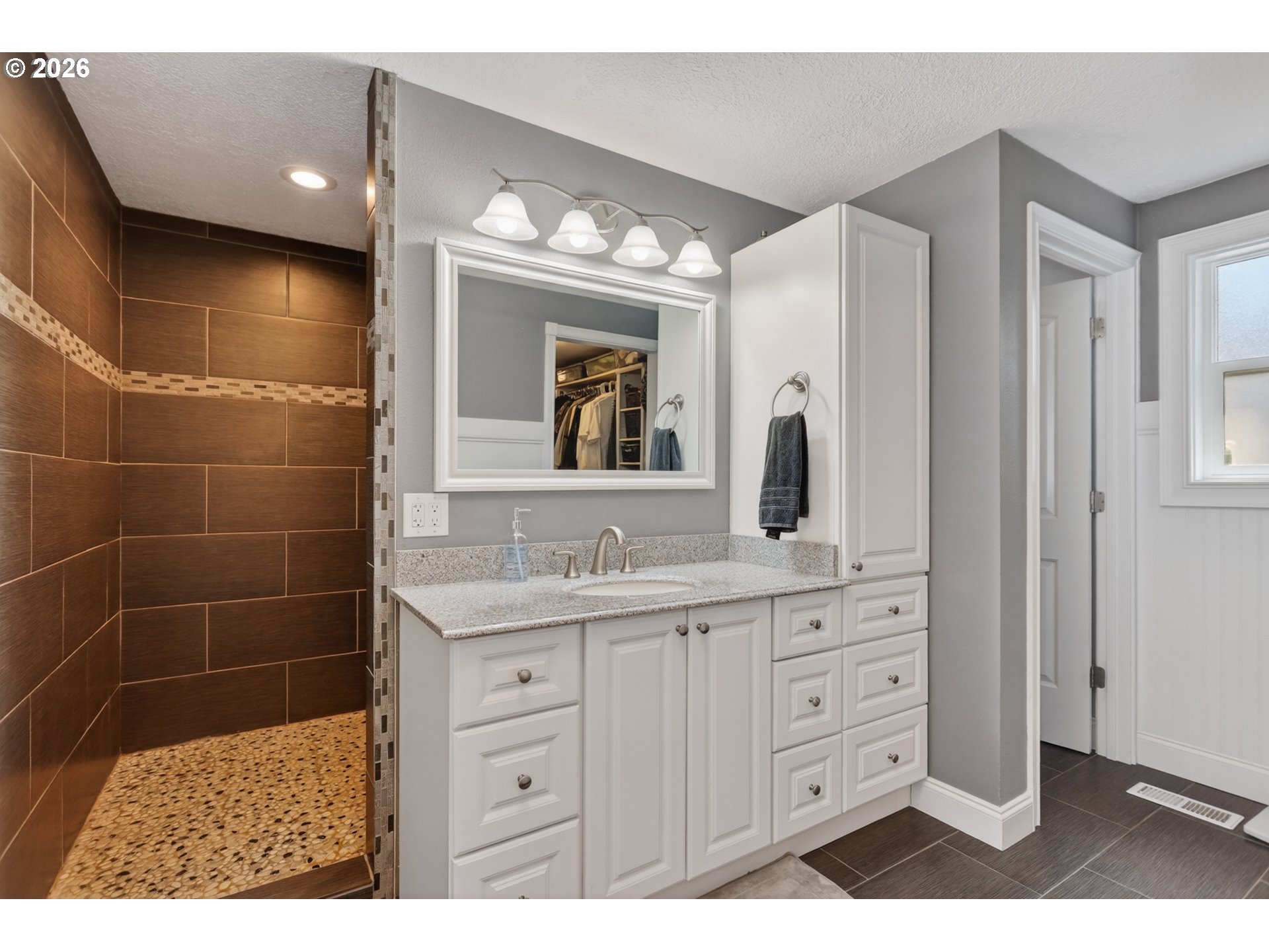 3226 W 12TH ST, The Dalles, OR, 97058
