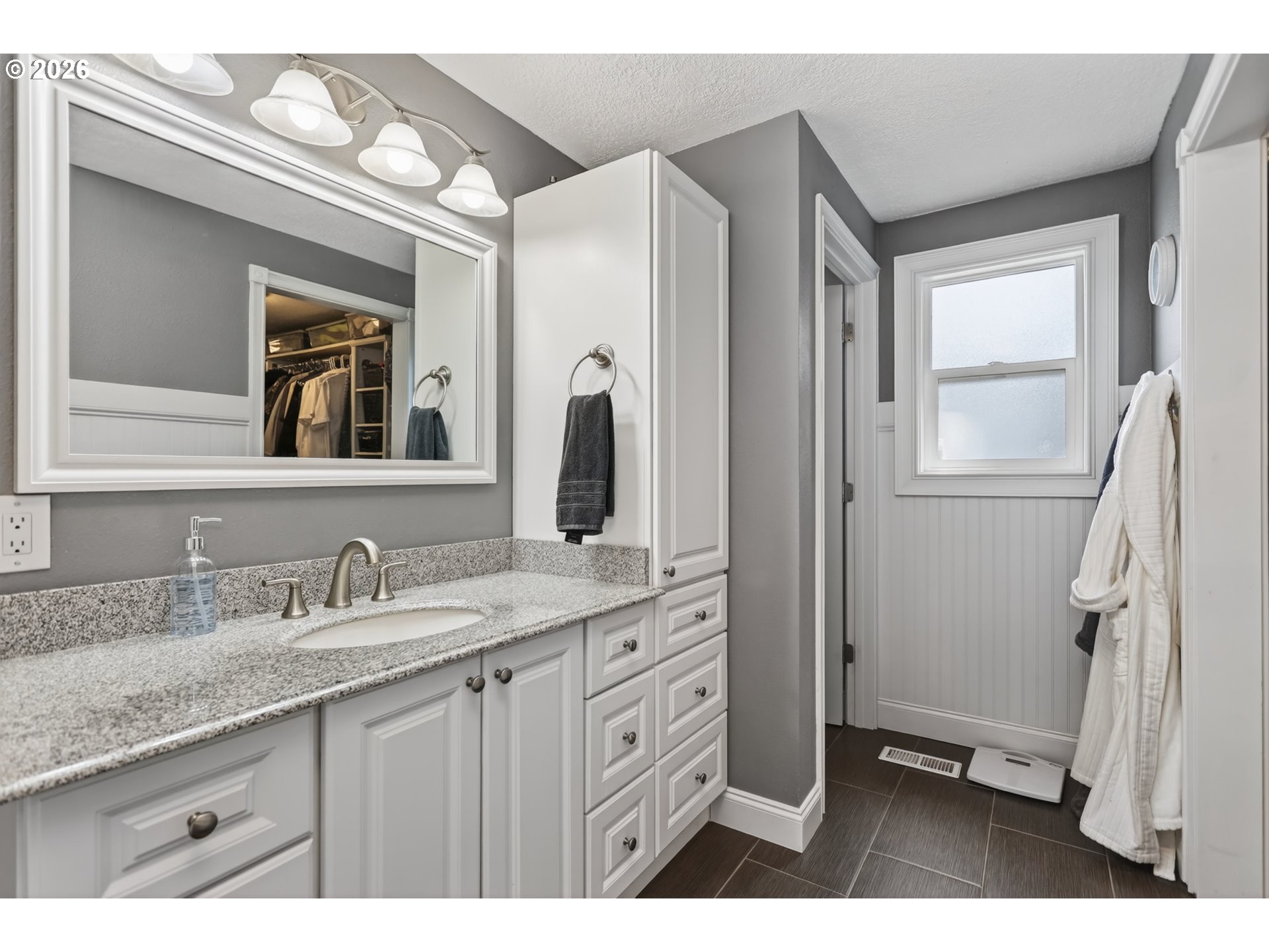 3226 W 12TH ST, The Dalles, OR, 97058