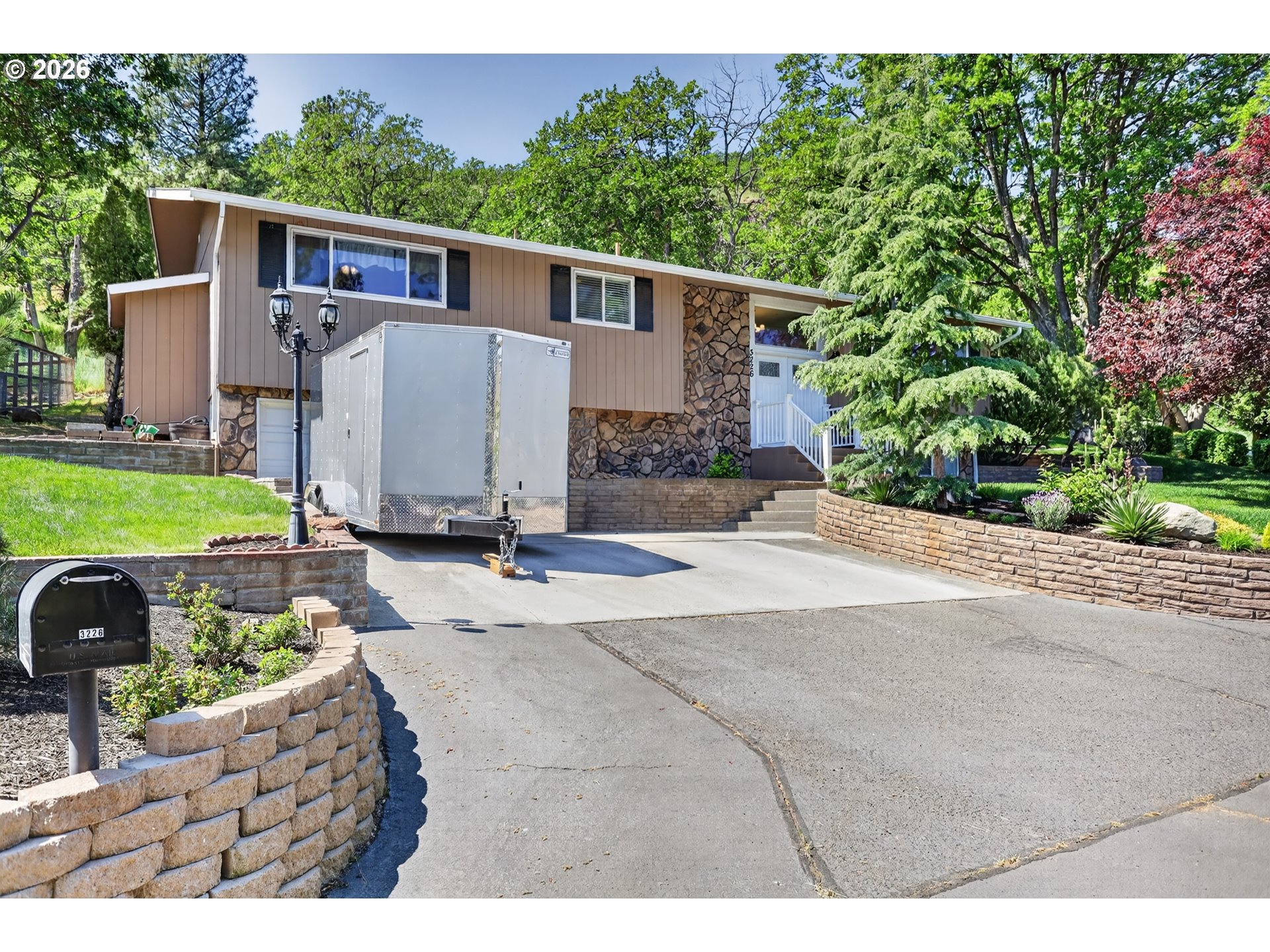 3226 W 12TH ST, The Dalles, OR, 97058
