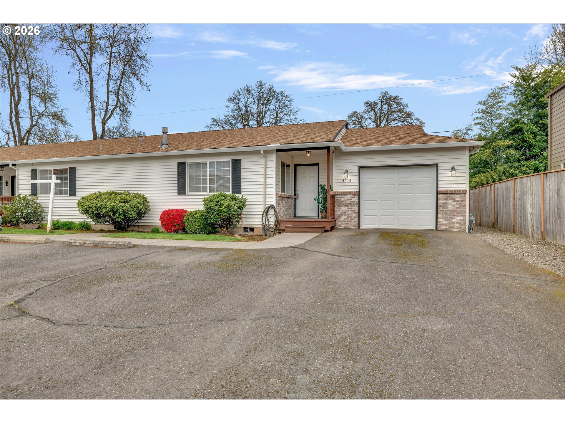 Photo #2: 592638028 Listing: Photo #2