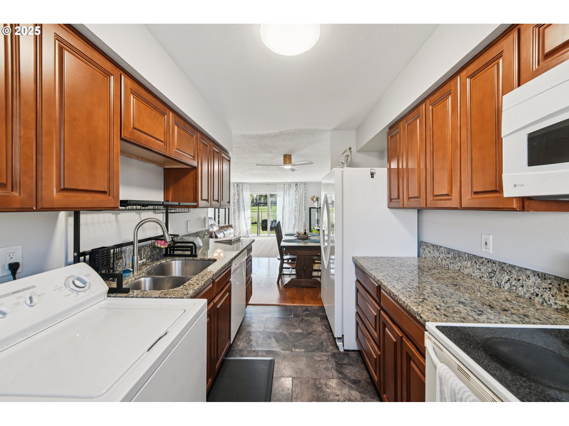 Photo #9: 592899926 Listing: Photo #9