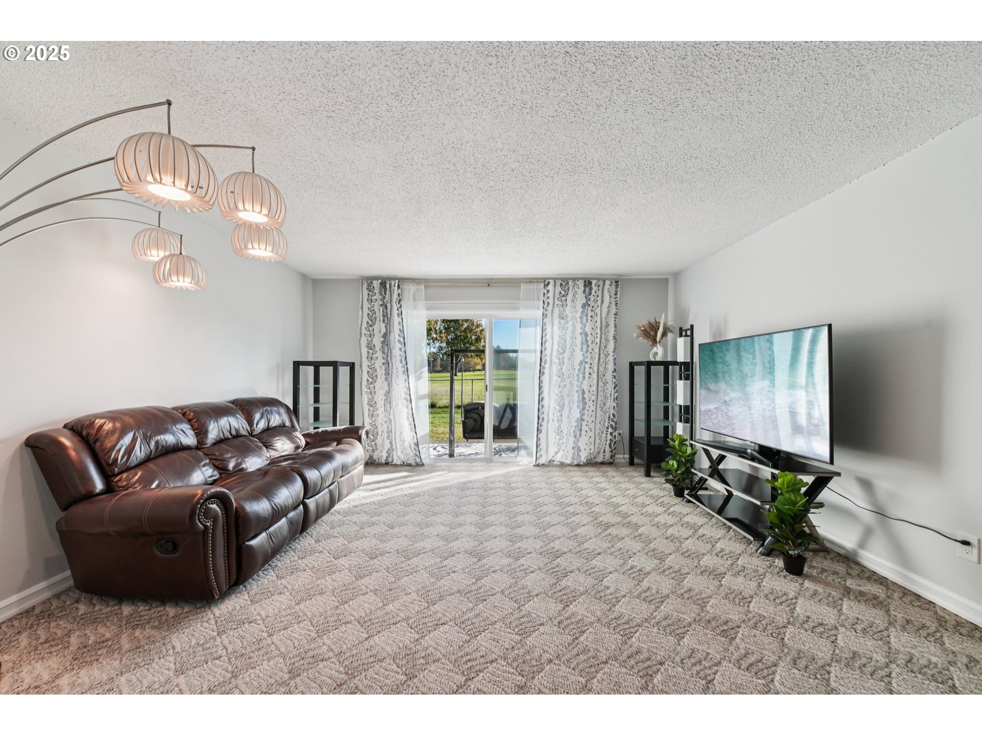 MLS: 592899926 Condo For Sale