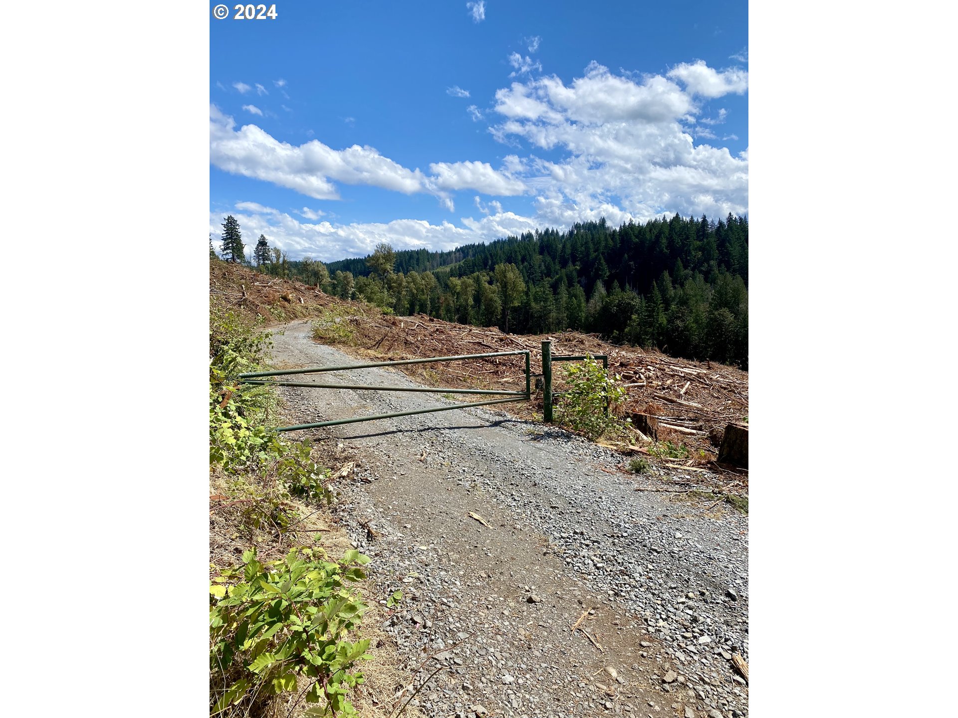 S Hult RD, Beavercreek, OR, 97004