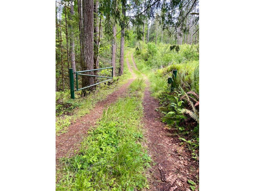 S Hult RD, Beavercreek, OR, 97004