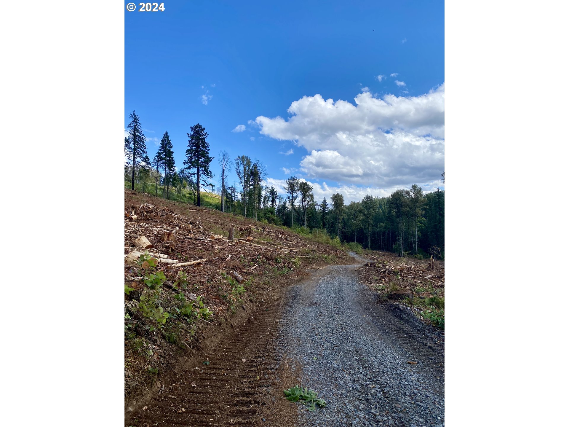 S Hult RD, Beavercreek, OR, 97004