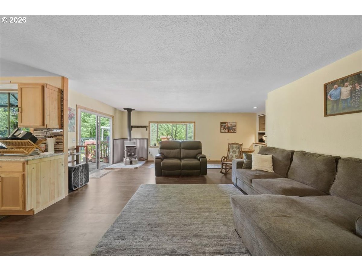 Property photo 10 of 39