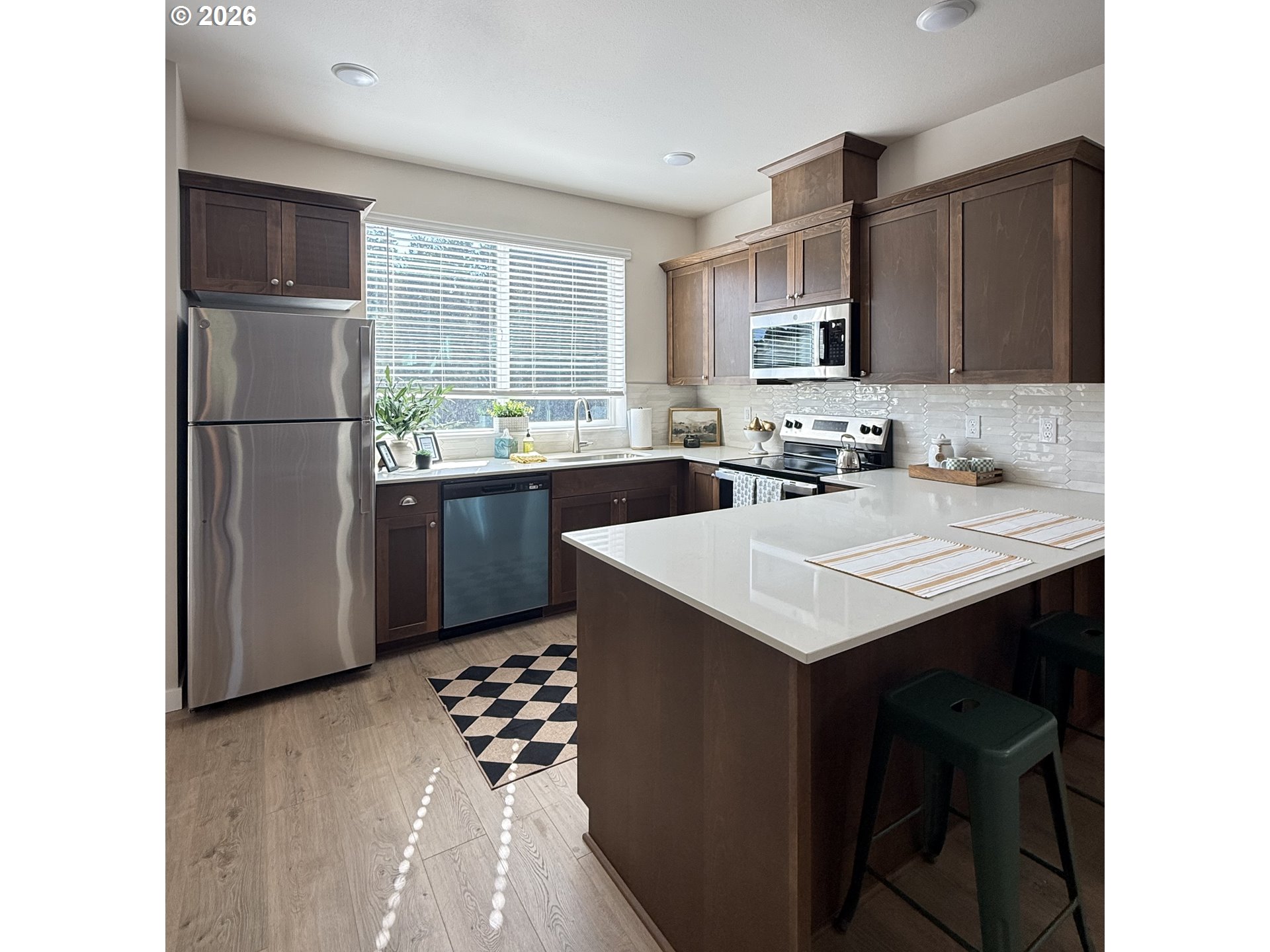 Photo #4: 594292283 Listing: Photo #4