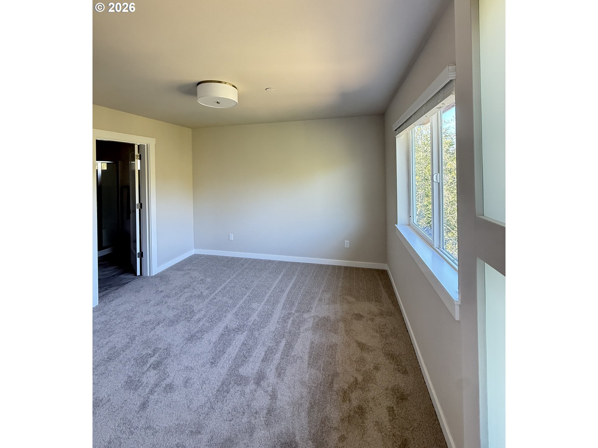 Photo #8: 594292283 Listing: Photo #8