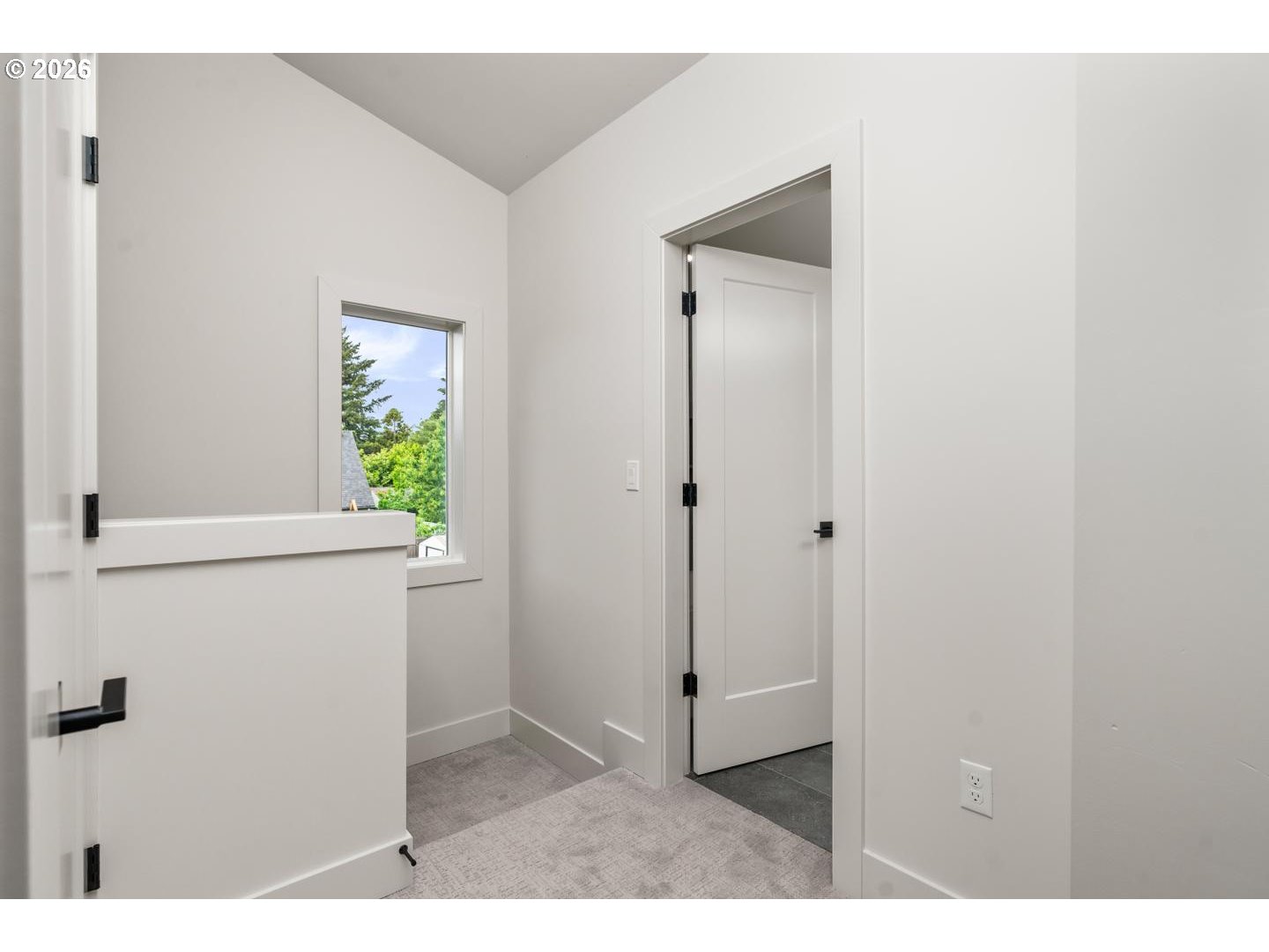 Photo #7: 594724326 Listing: Photo #7