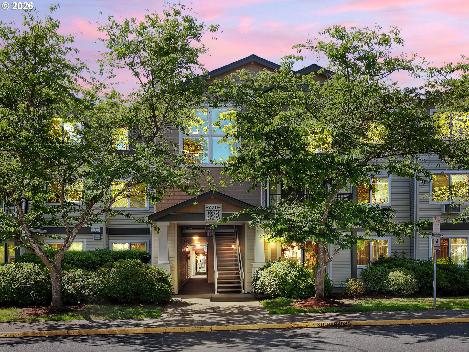 Photo #1: 594960679 Listing: Photo #1